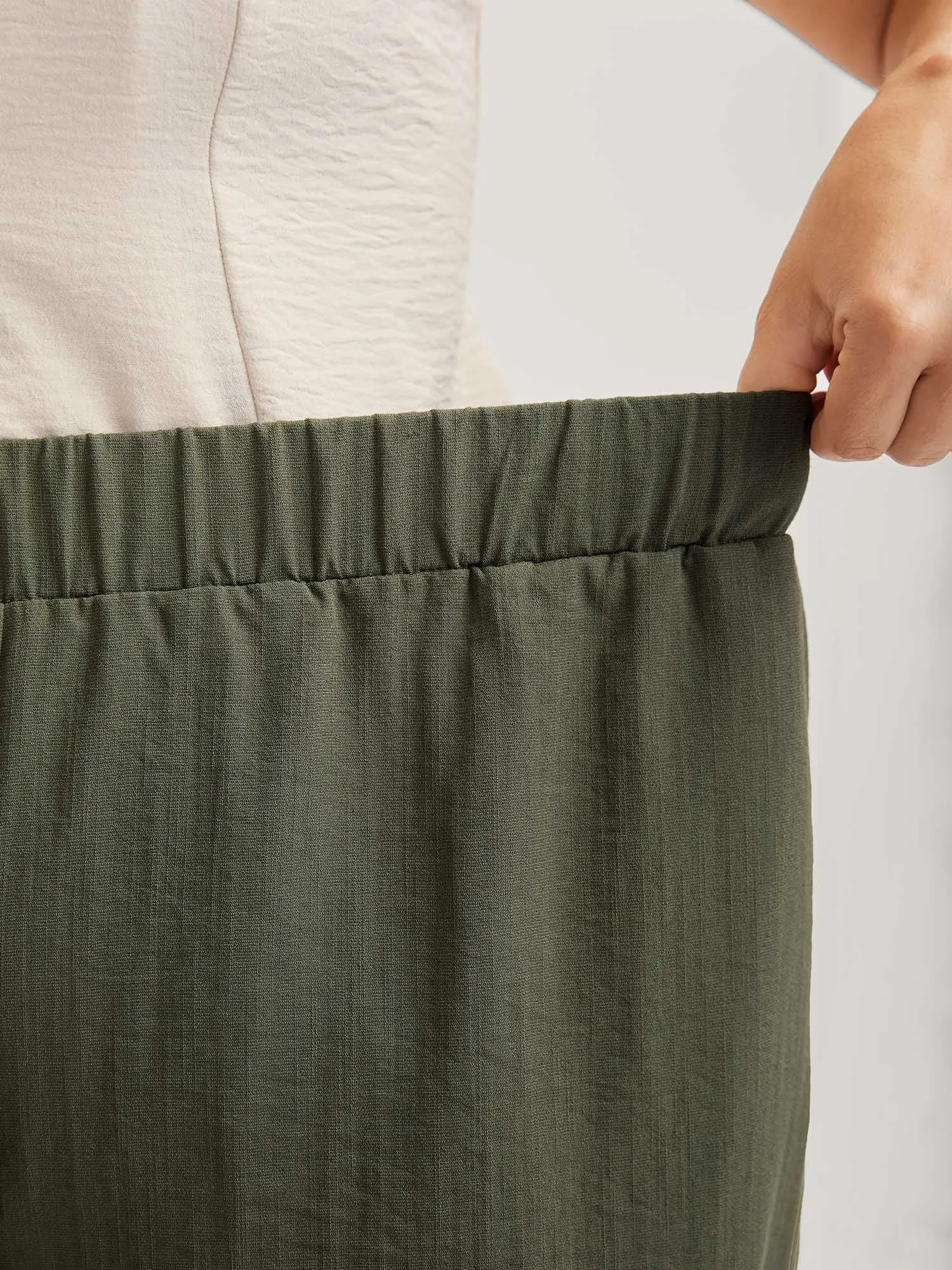 Stretchy Waist Straight-Leg Capri Pants sold by Bloomchic product image thumbnail 5