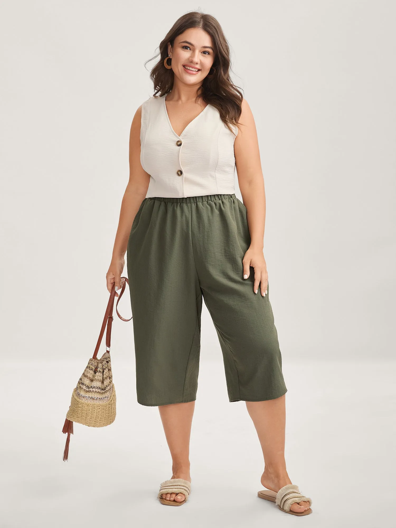 Stretchy Waist Straight-Leg Capri Pants sold by Bloomchic product image thumbnail 2
