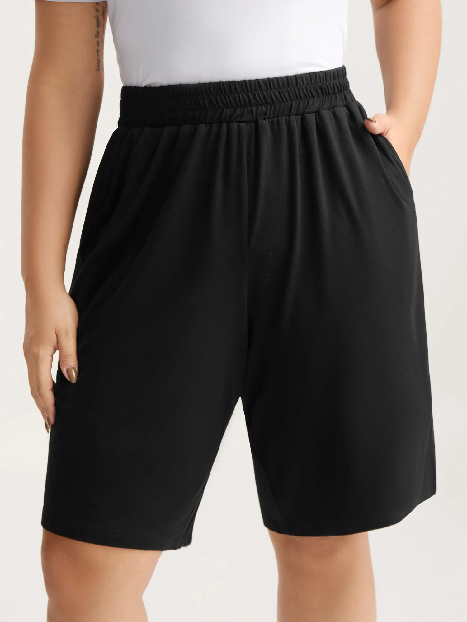 Stretchy Slit Straight-Leg Shorts sold by Bloomchic