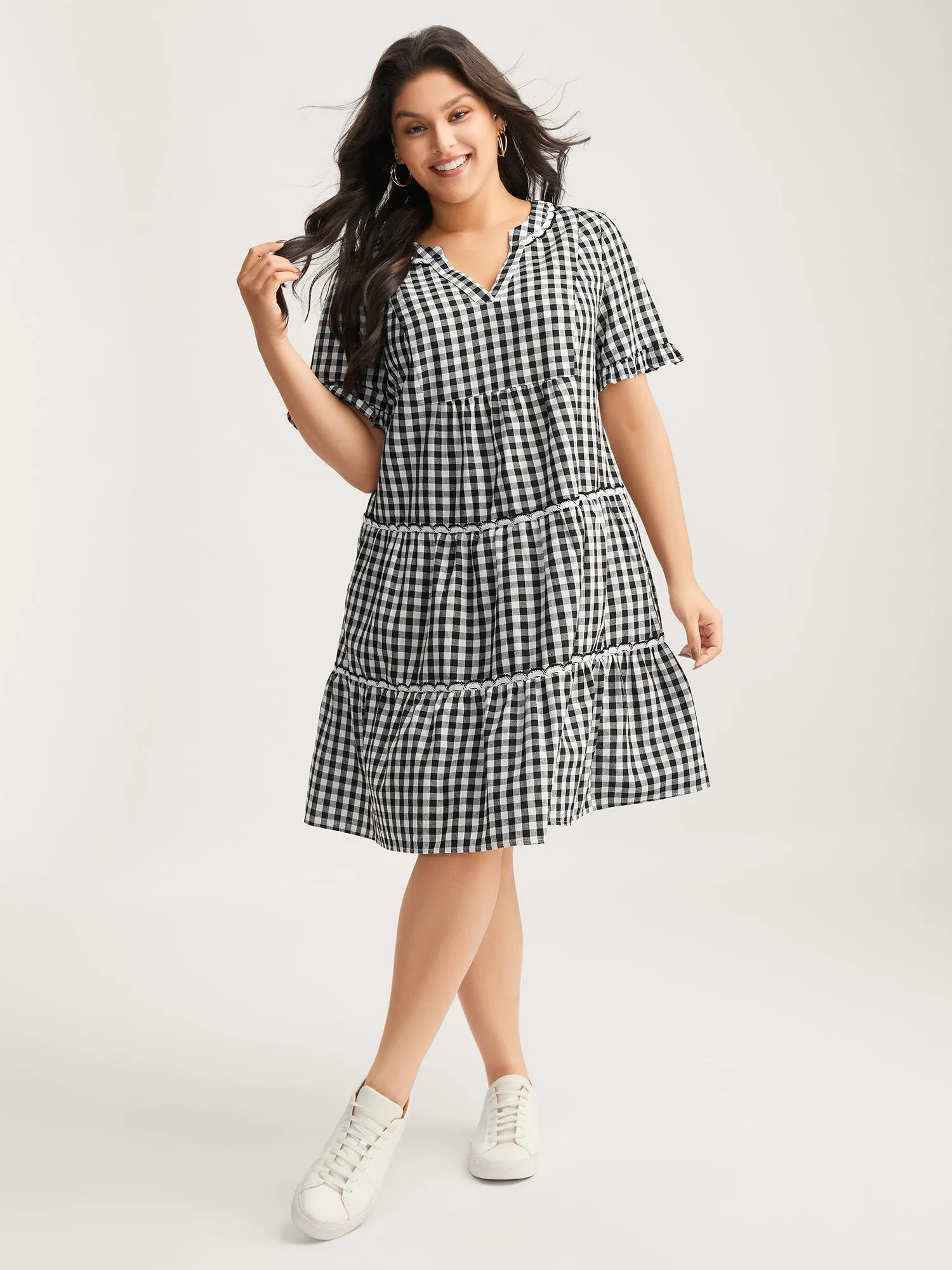 Checkered Lace Trim Tiered Midi Dress sold by Bloomchic product image thumbnail 3