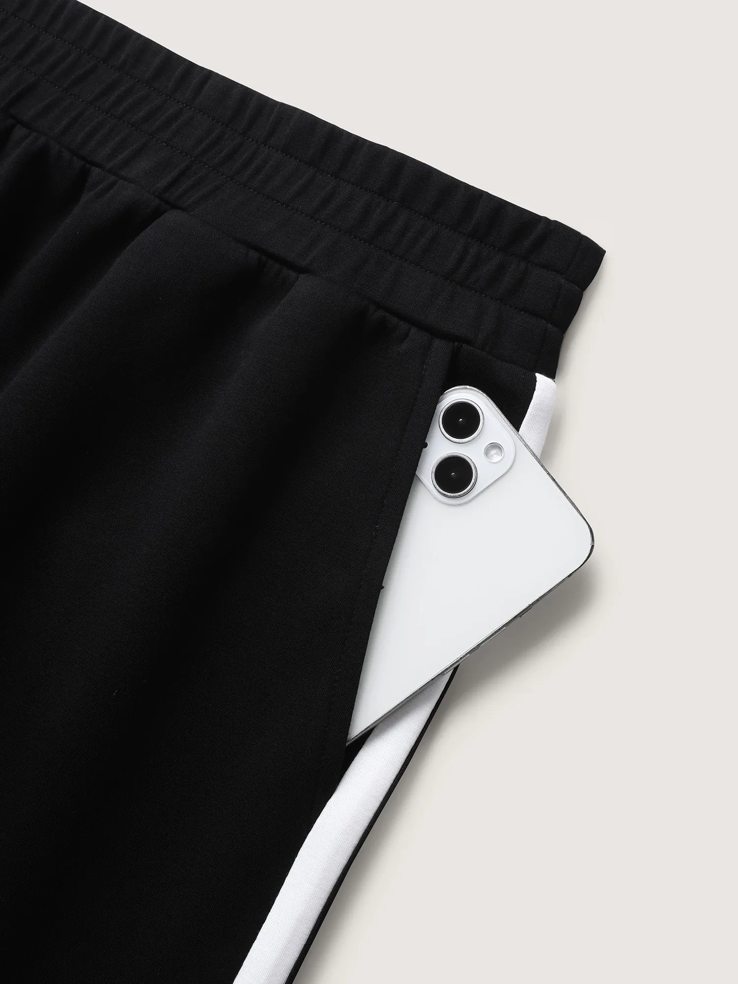 Side Drawstring Straight-Leg Shorts sold by Bloomchic product image thumbnail 5