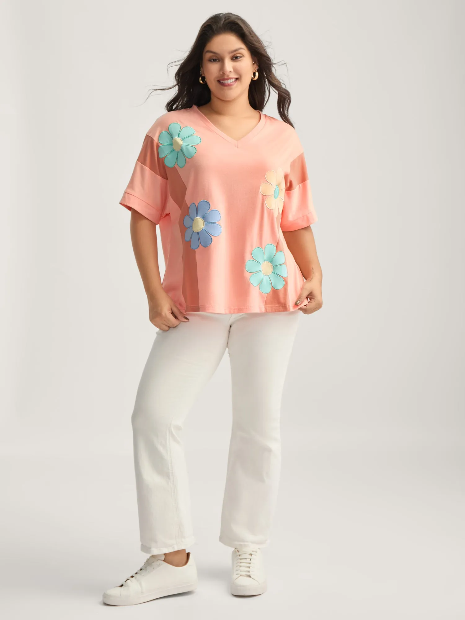 Floral Patchwork Embroidery Color Block T-Shirt sold by Bloomchic product image thumbnail 3