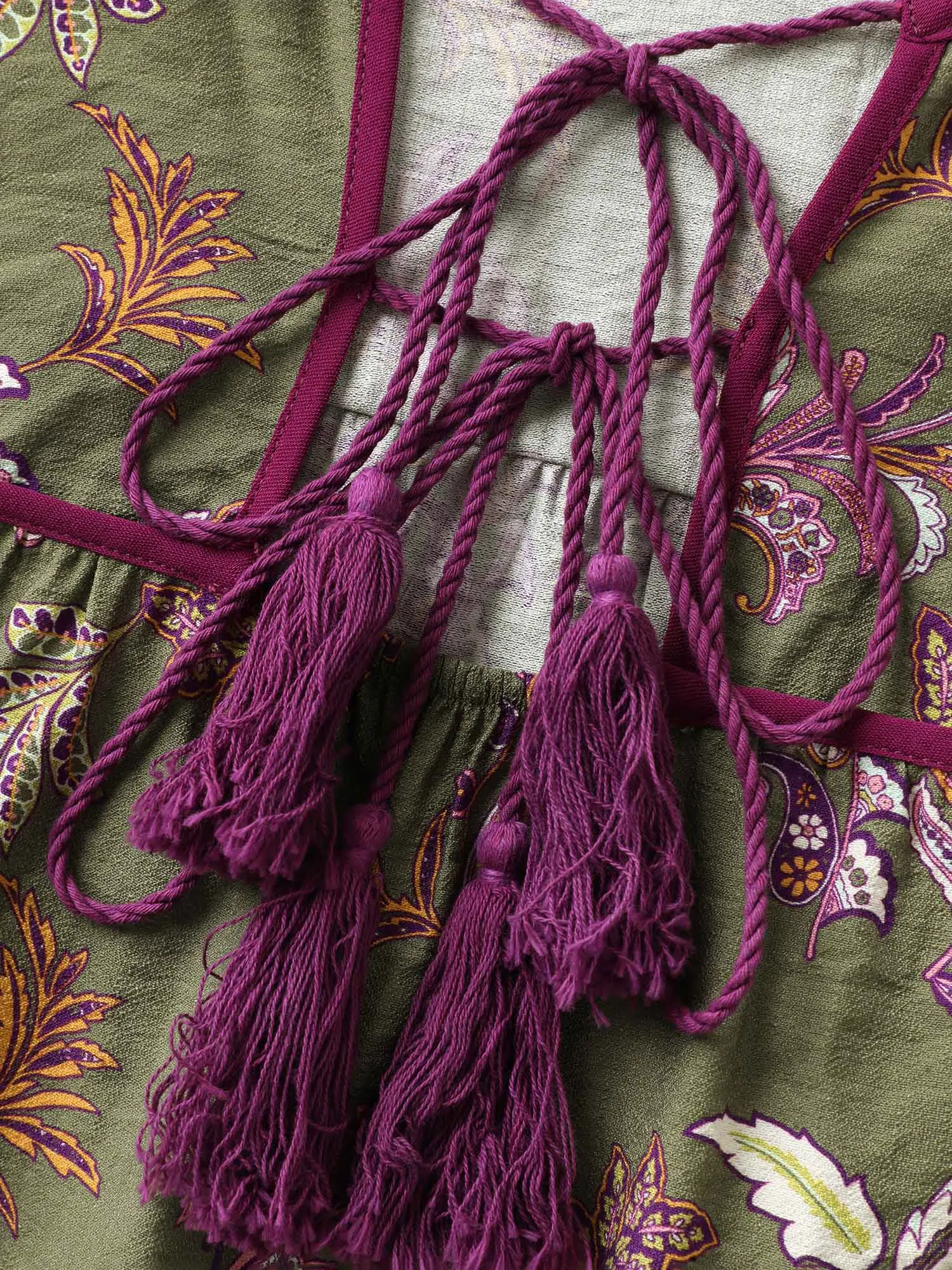 Paisley Print Color Contrast Flowy Blouse sold by Bloomchic product image thumbnail 5