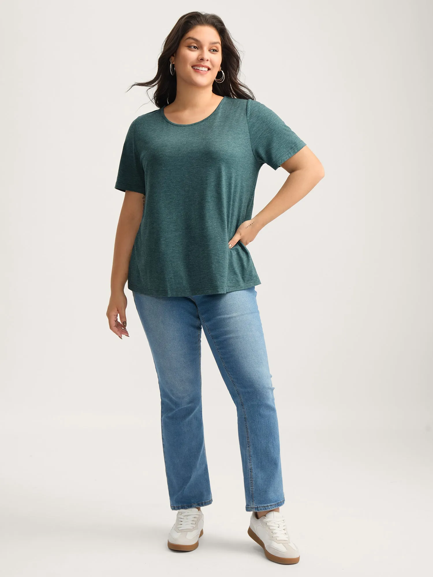 Backless Crisscross Solid T-Shirt sold by Bloomchic product image thumbnail 4