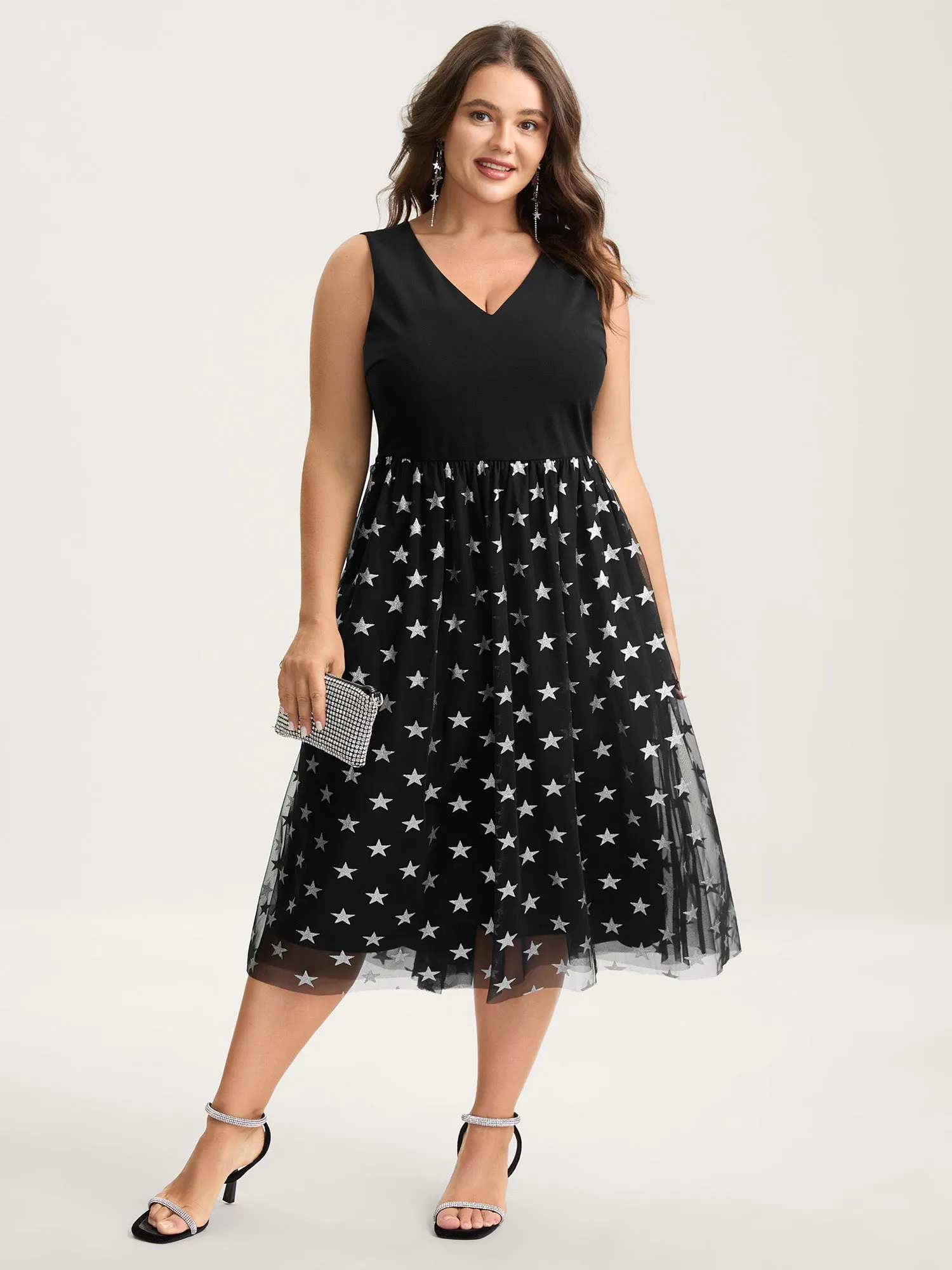 Sequins Star Print V-Neck Midi Dress sold by Bloomchic product image thumbnail 2