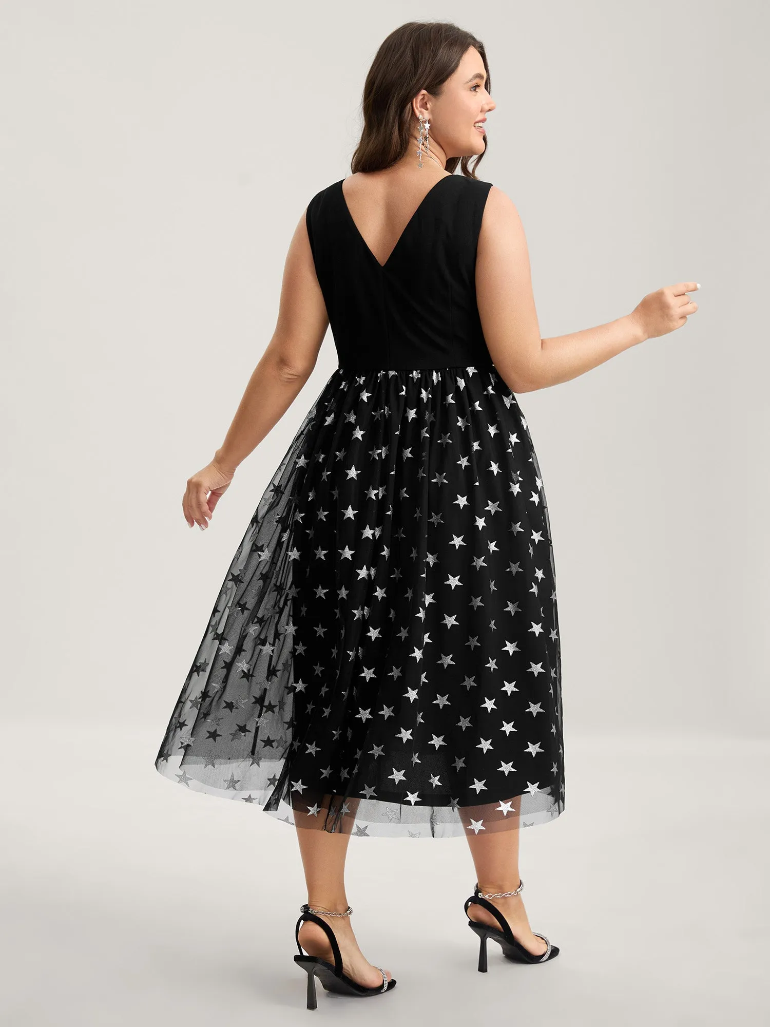 Sequins Star Print V-Neck Midi Dress sold by Bloomchic product image thumbnail 3