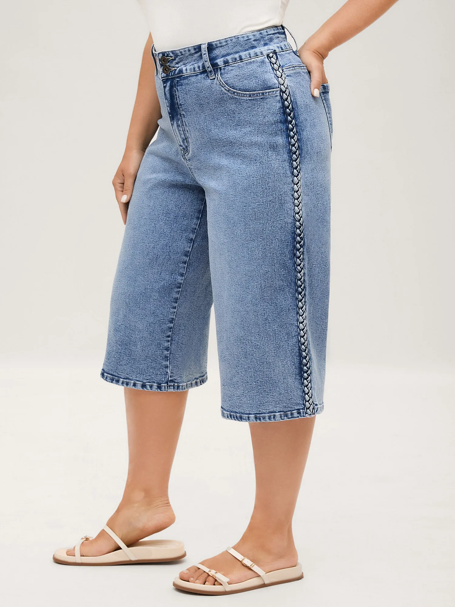 Classic Cut Wide-Leg Crop Jeans sold by Bloomchic product image thumbnail 3