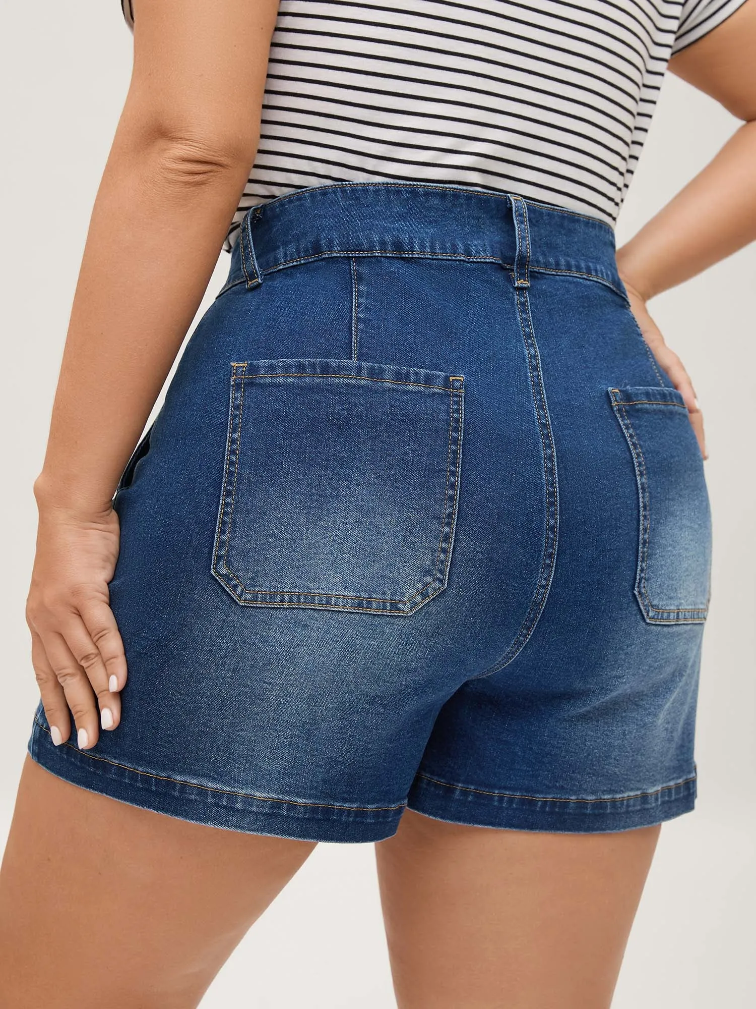 Faded Straight-Leg Denim Shorts sold by Bloomchic product image thumbnail 4