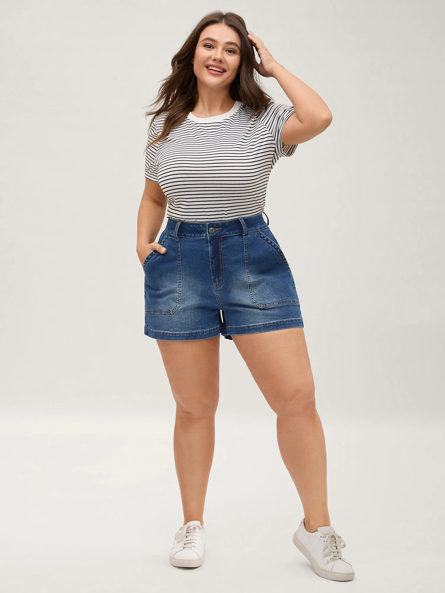 Faded Straight-Leg Denim Shorts sold by Bloomchic product image thumbnail 3