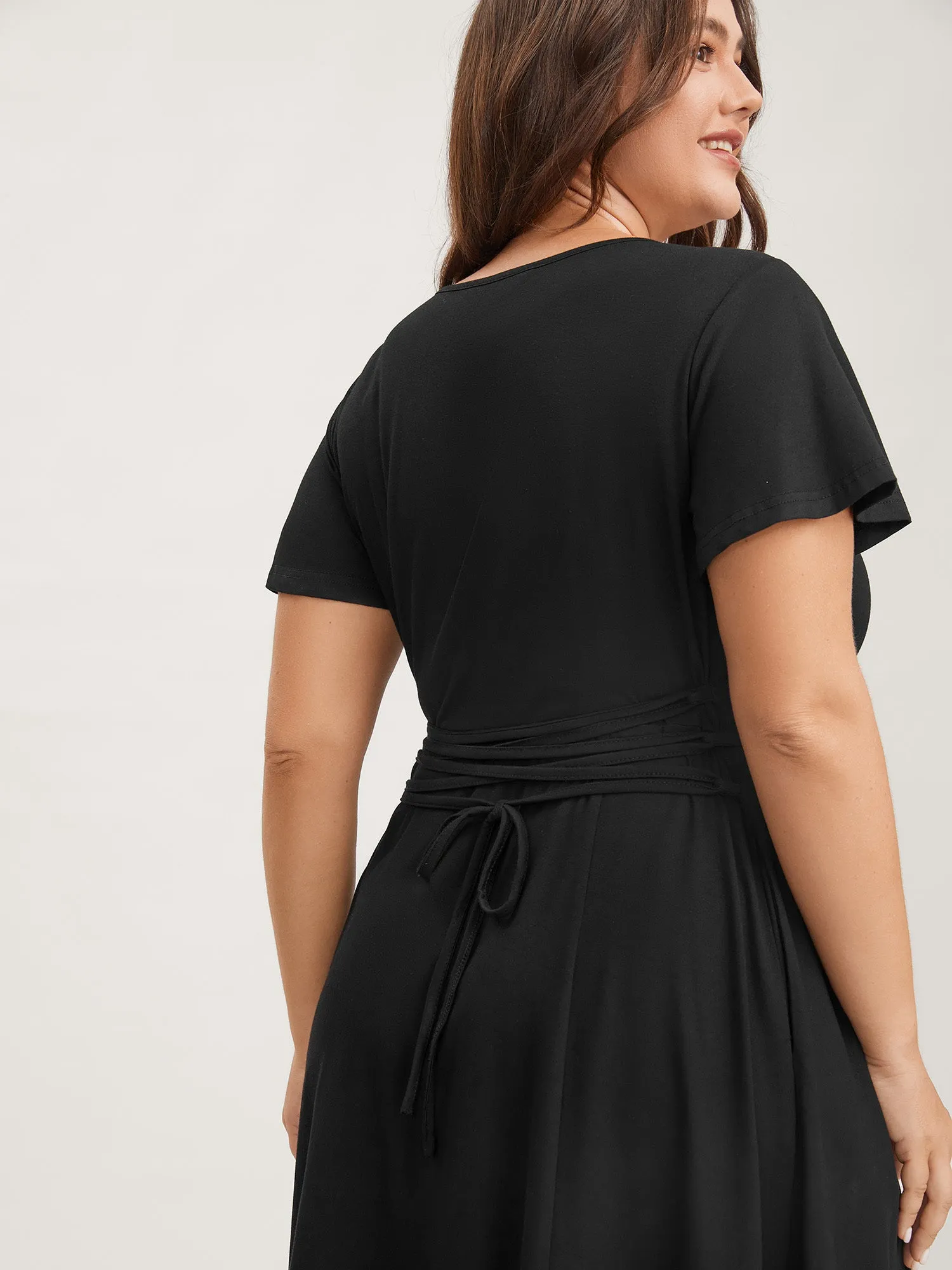 Super Stretchy Back-Tie Pockets Midi Dress sold by Bloomchic product image thumbnail 2