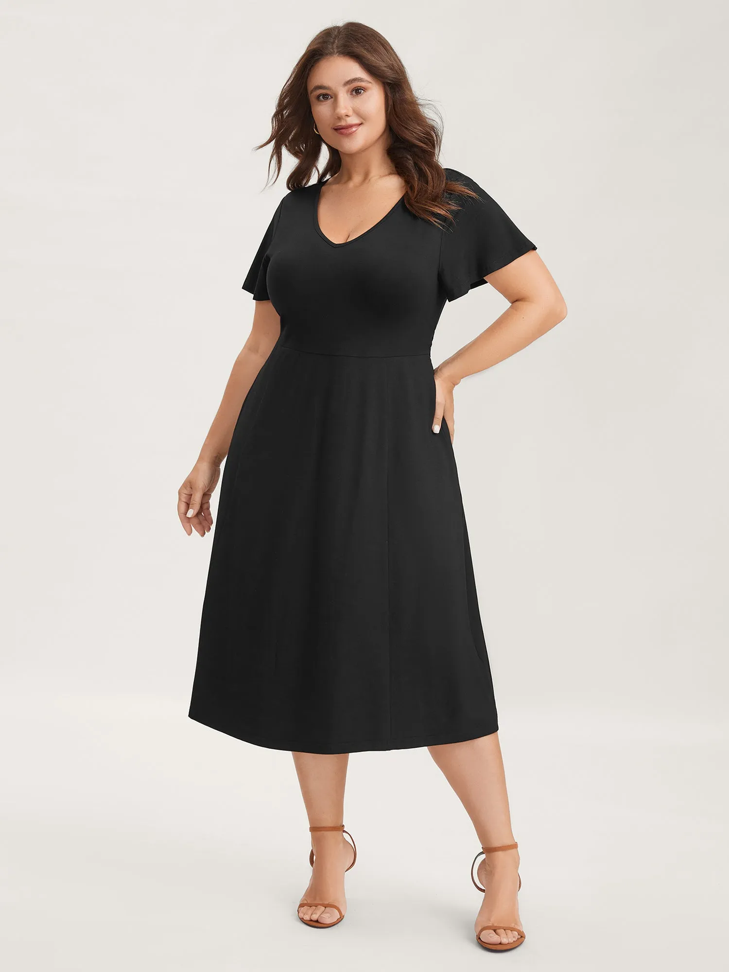 Super Stretchy Back-Tie Pockets Midi Dress sold by Bloomchic product image thumbnail 4
