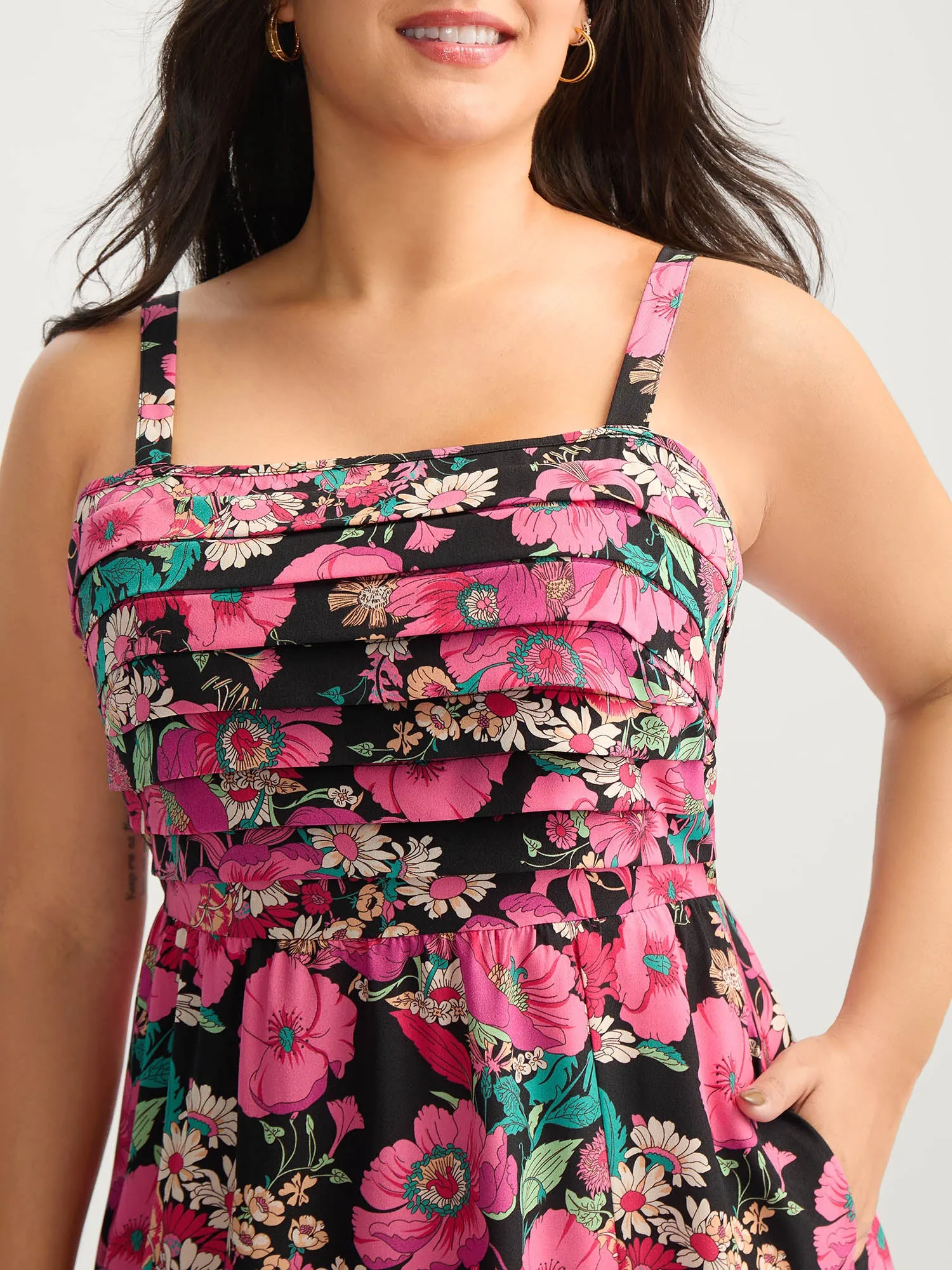 Pleated Side Pockets Floral Midi Dress sold by Bloomchic product image thumbnail 2