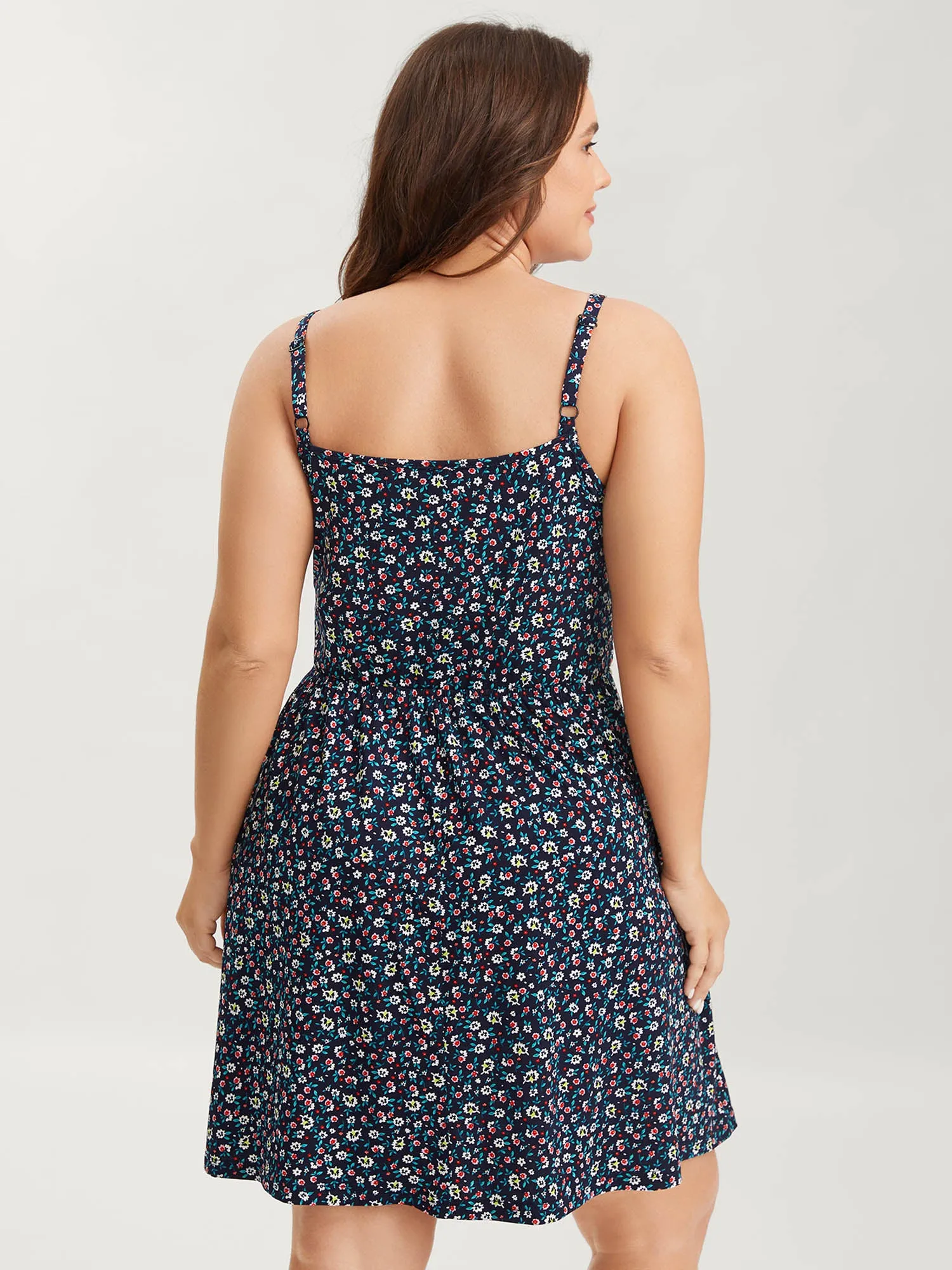 Delicate Floral Print Pockets Cami Midi Dress sold by Bloomchic product image thumbnail 4