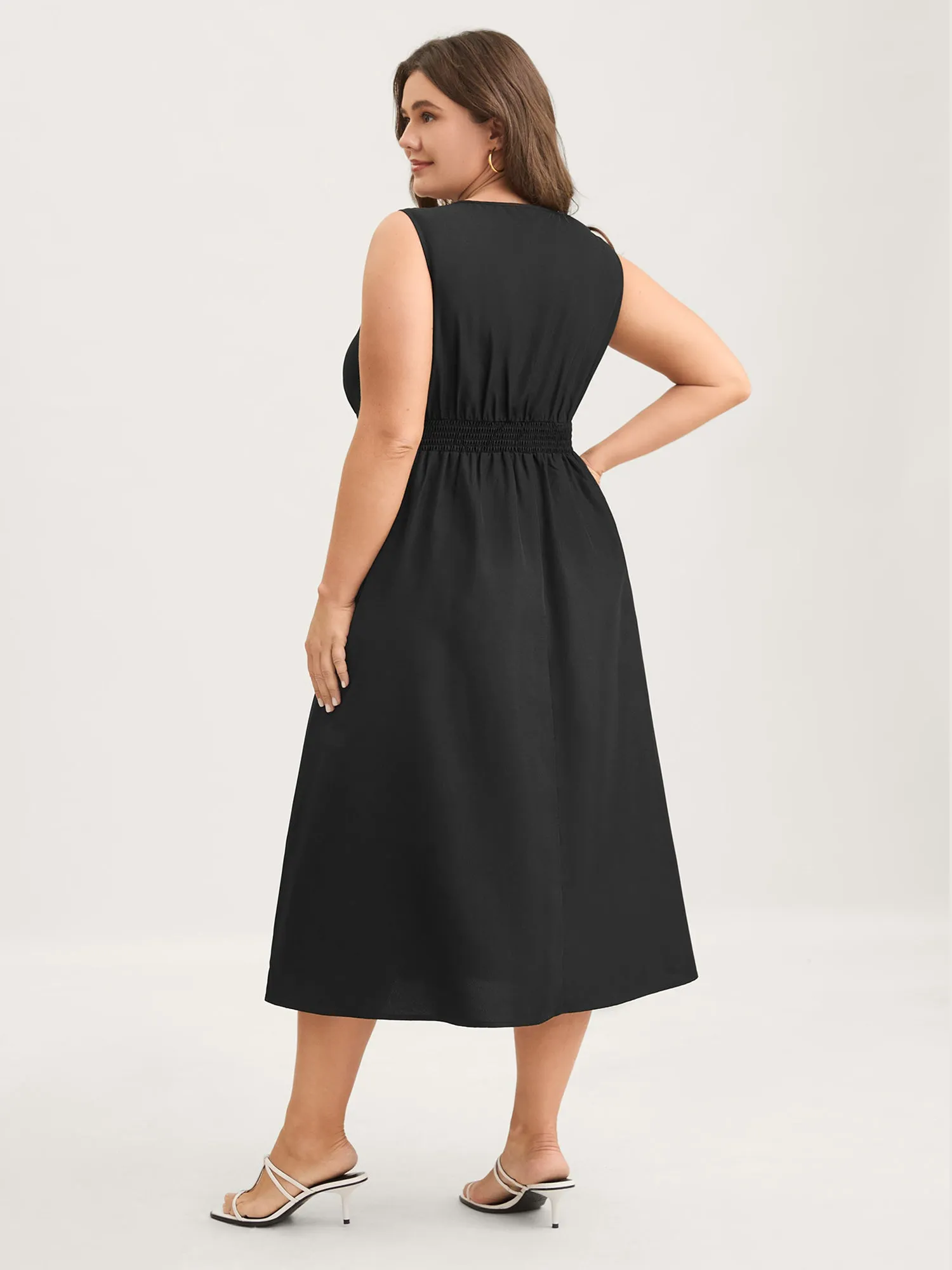 Bow Tie Drop Waist Shirred Midi Dress sold by Bloomchic product image thumbnail 4