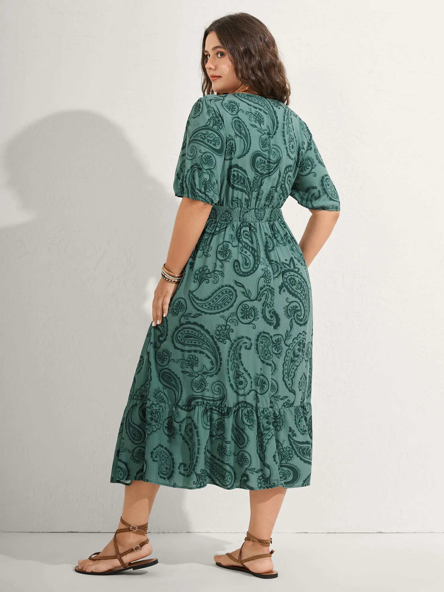 Paisley Print Shirred Waist Midi Dress sold by Bloomchic product image thumbnail 5