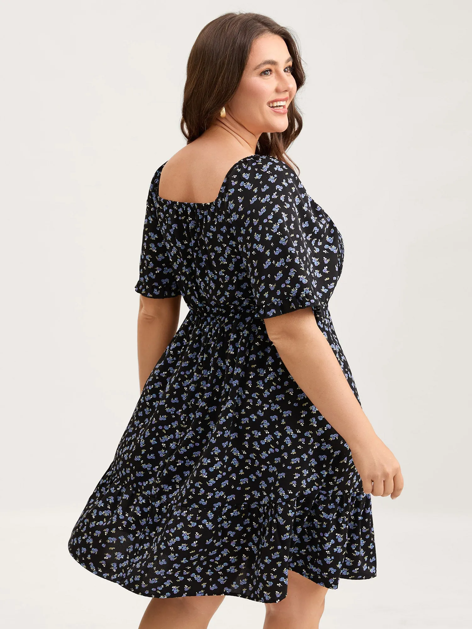 Ditsy Floral Shirred Bodice Midi Dress sold by Bloomchic product image thumbnail 4