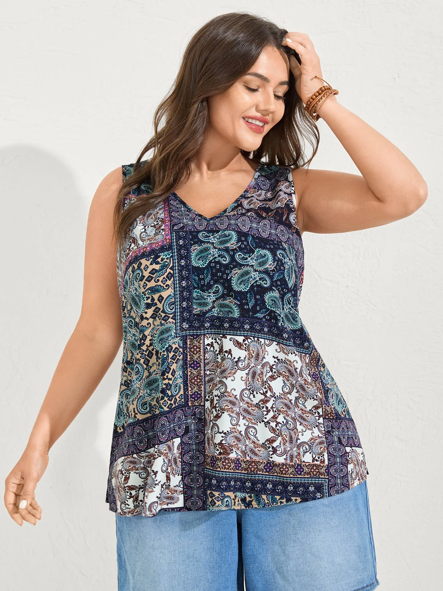 Rayon Floral Contrast Collage Tank Top sold by Bloomchic product image thumbnail 2