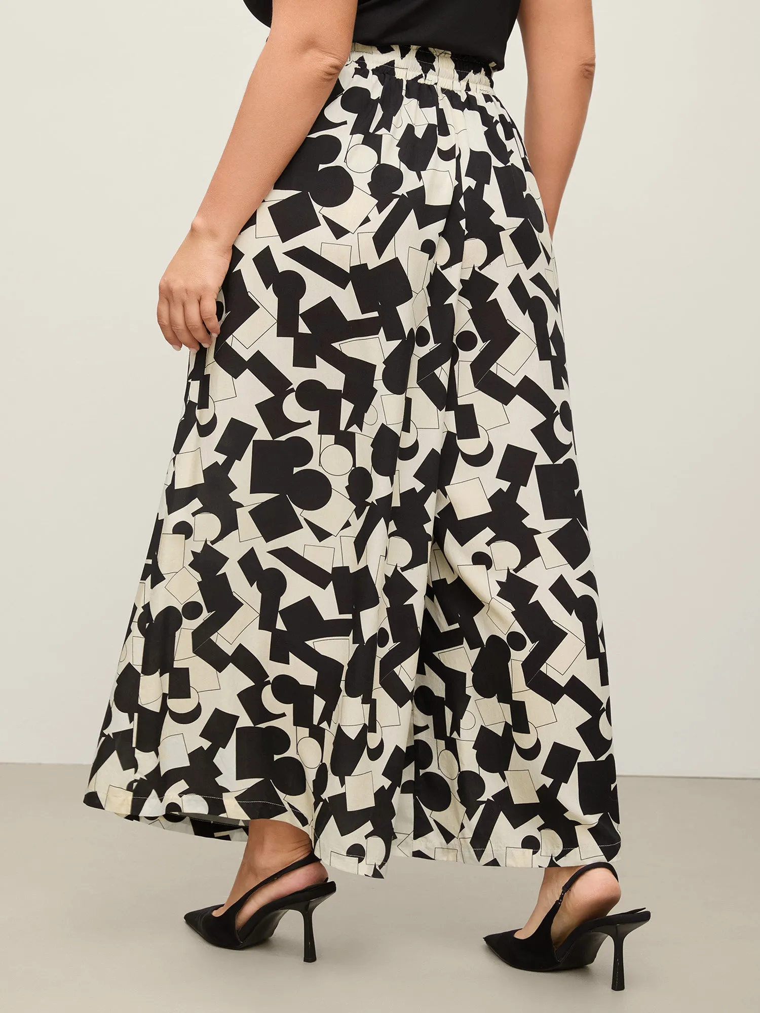 Geometric Print Drawstring Wide-Leg Pants sold by Bloomchic product image thumbnail 4