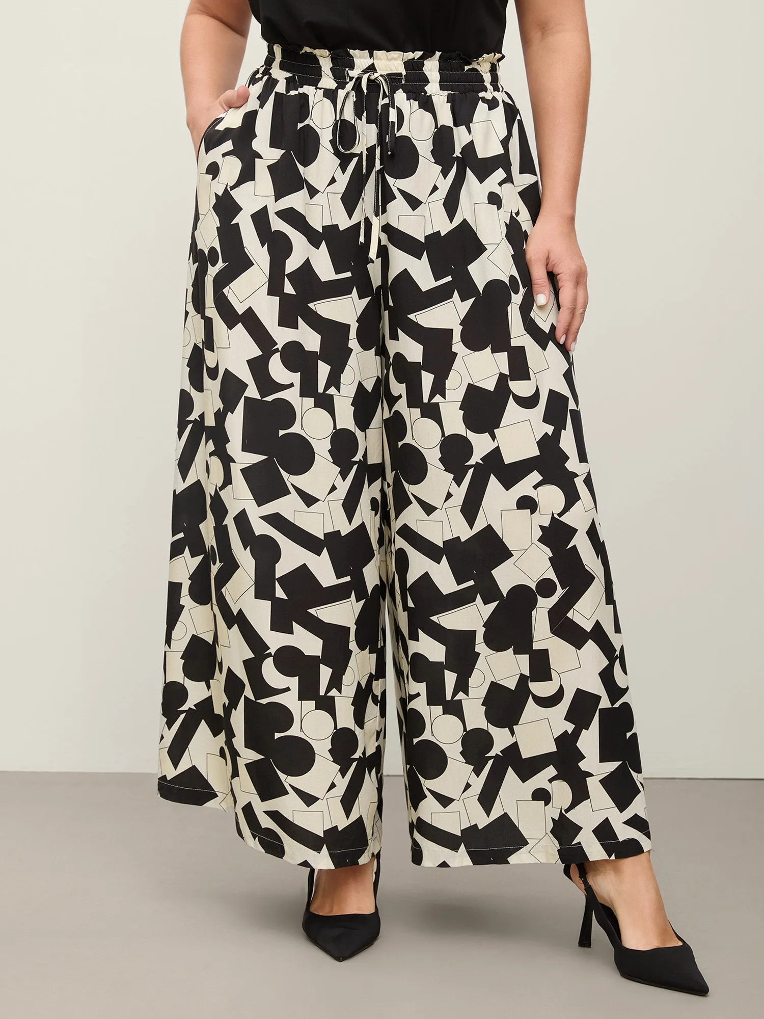 Geometric Print Drawstring Wide-Leg Pants sold by Bloomchic product image thumbnail 2