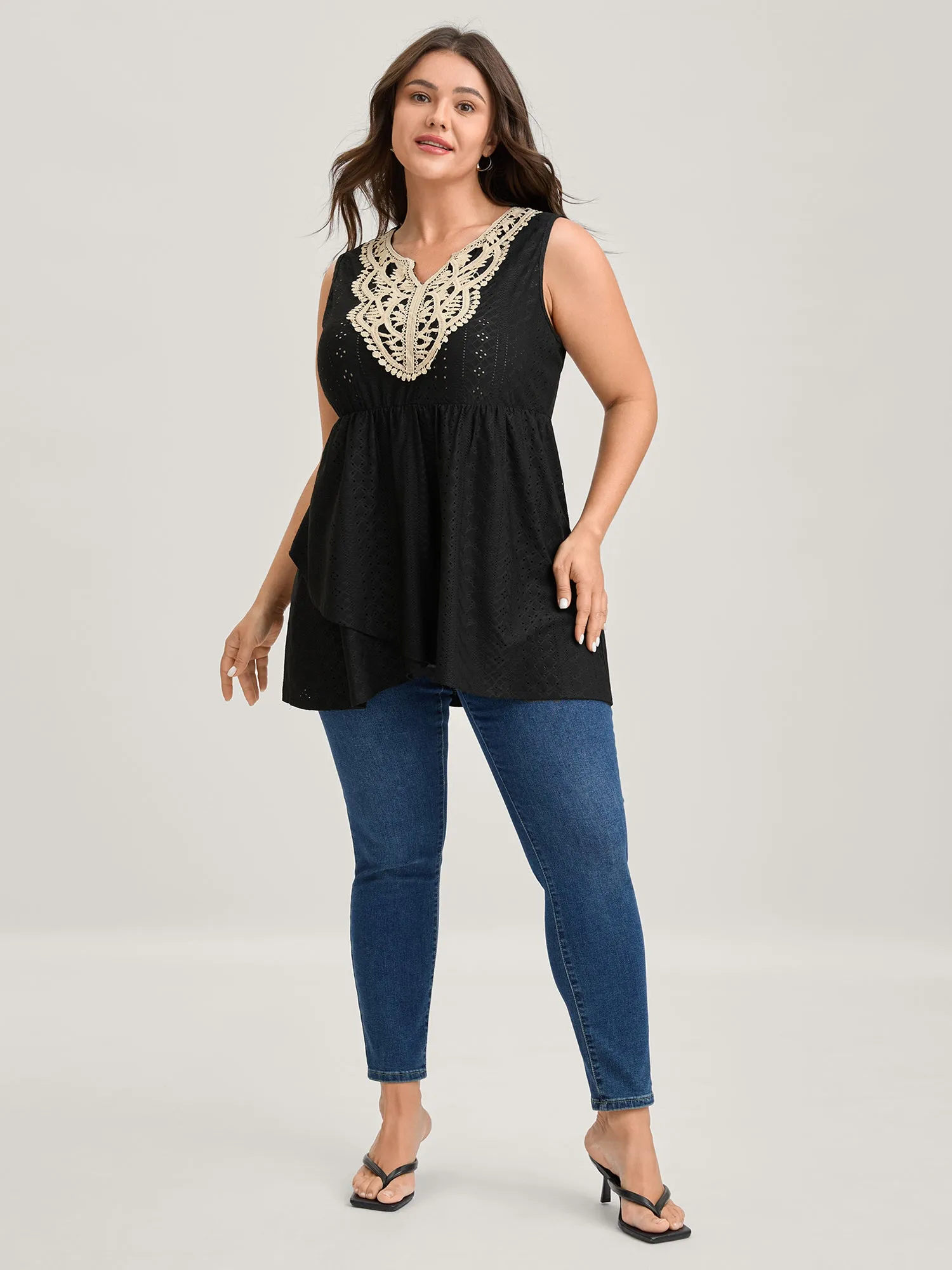 Textured Floral Lace Neck Long Tank Top sold by Bloomchic product image thumbnail 3