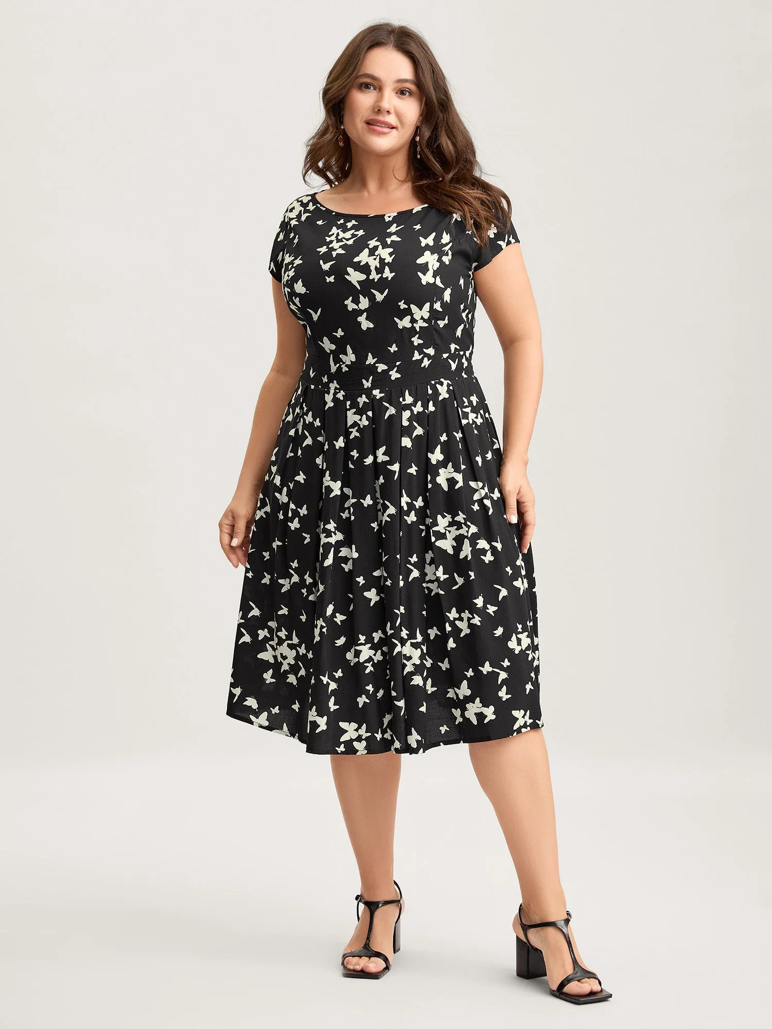 Rayon Monochrome Butterfly Stretchy Midi Dress sold by Bloomchic product image thumbnail 3