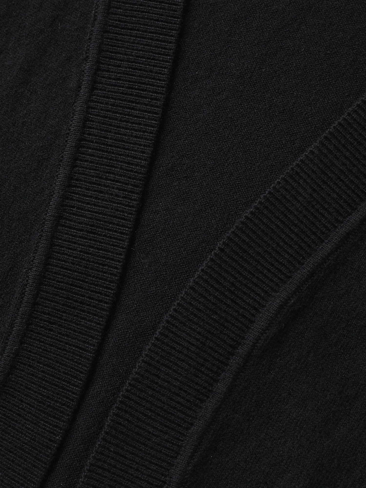 Supersoft Arc Swing Front-Open Lightweight Cardigan sold by Bloomchic product image thumbnail 5