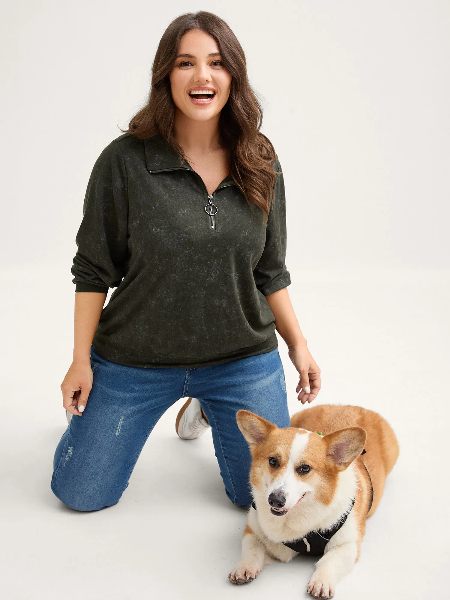 Snow Wash Effect Half-Zipper Sweatshirt sold by Bloomchic product image thumbnail 2