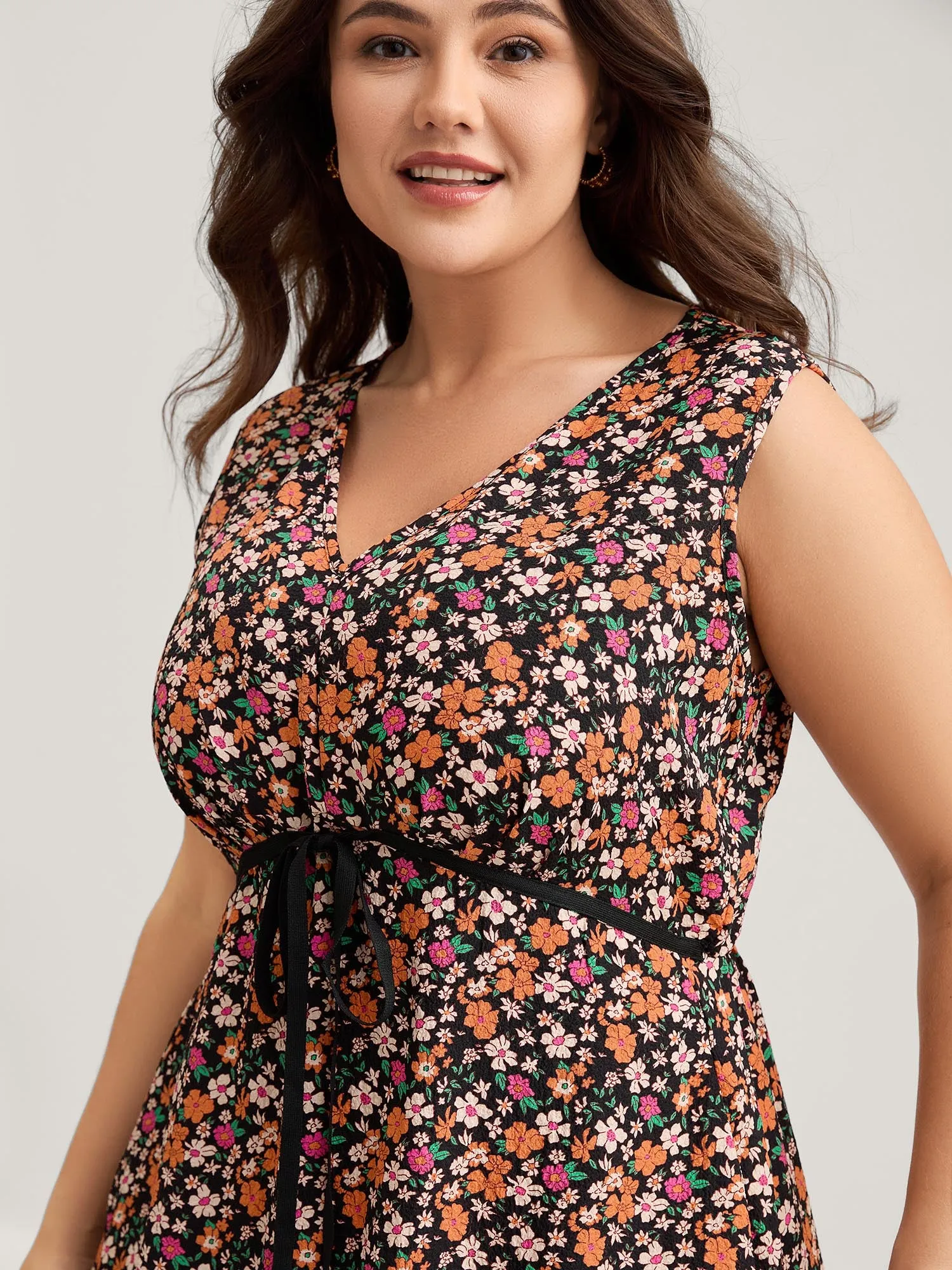 Floral Waist Tie Side Pockets Midi Dress sold by Bloomchic product image thumbnail 2