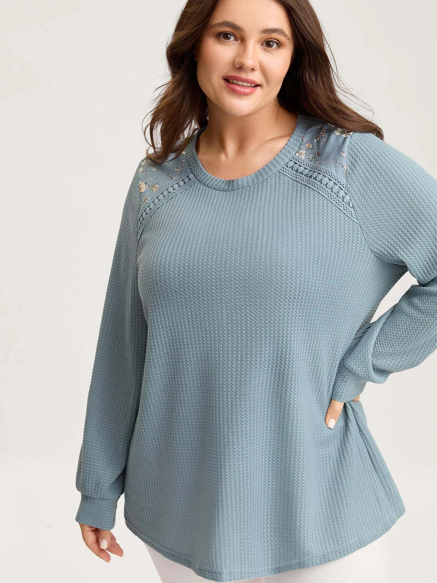 Waffle Spliced Floral Lace Sweatshirt sold by Bloomchic product image thumbnail 2