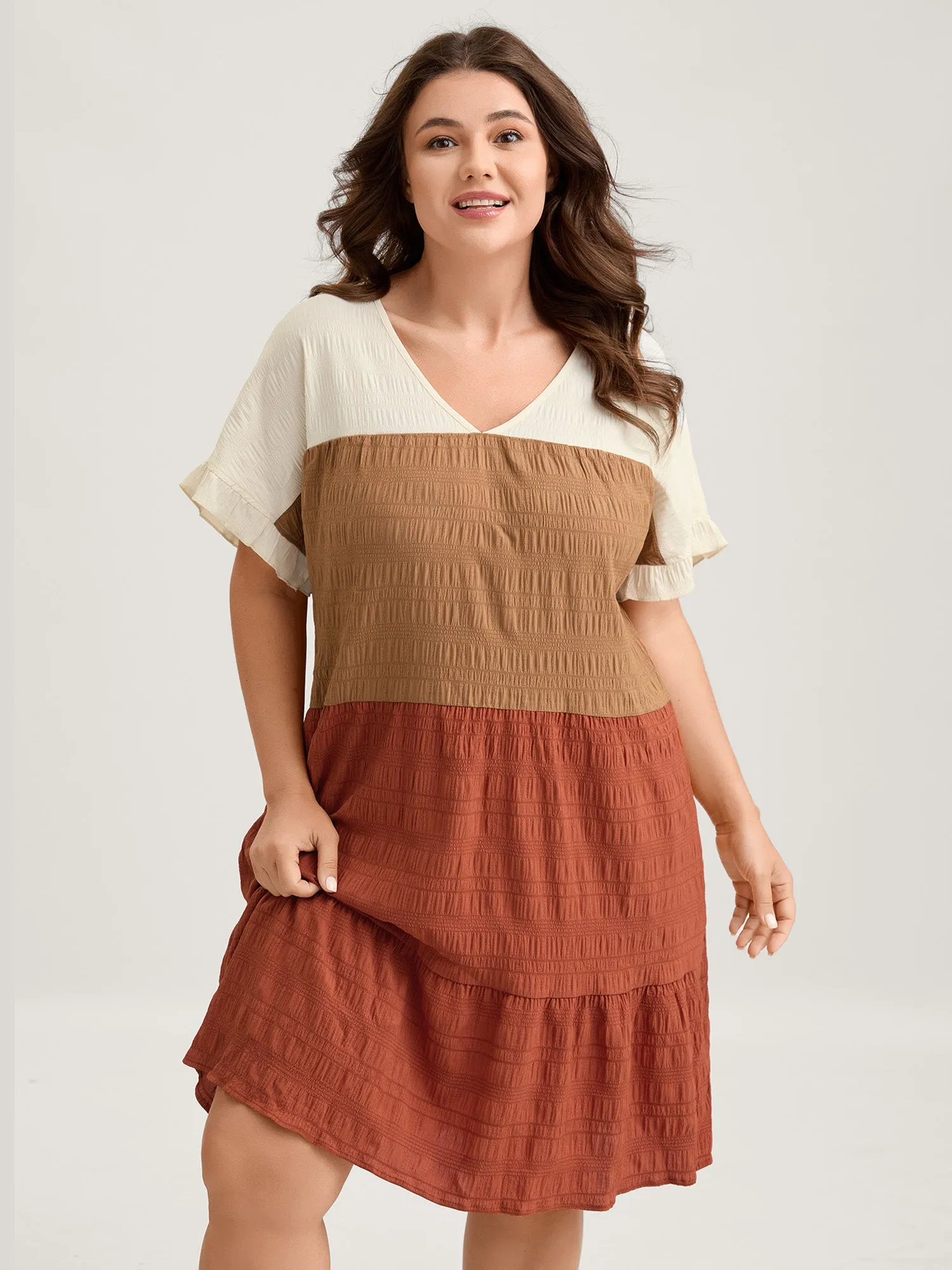 Textured Color Block Tiered Midi Dress sold by Bloomchic