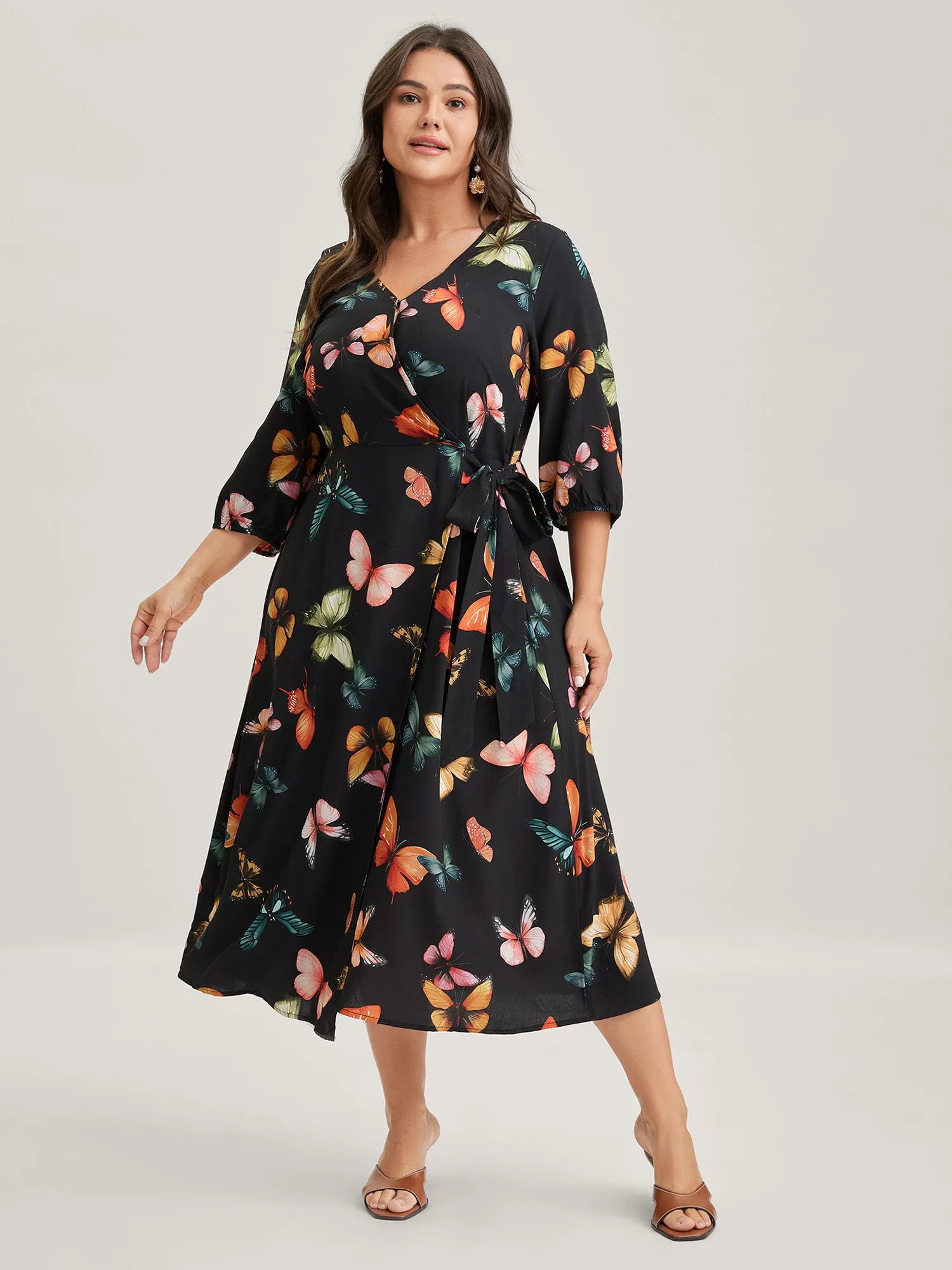 Butterfly Print Side Tie Pockets Midi Dress sold by Bloomchic product image thumbnail 3