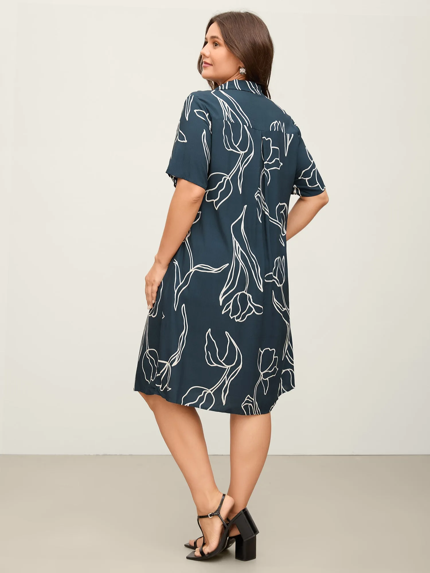 Floral Print Cinched Flared Knee-Length Dress sold by Bloomchic product image thumbnail 4