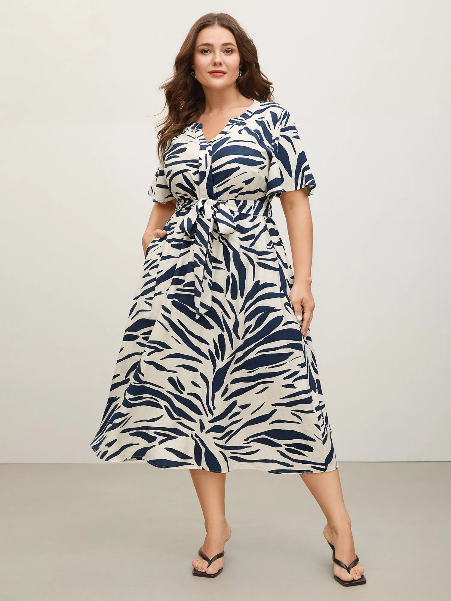 Abstract Print Belted Pockets Midi Dress sold by Bloomchic product image thumbnail 2