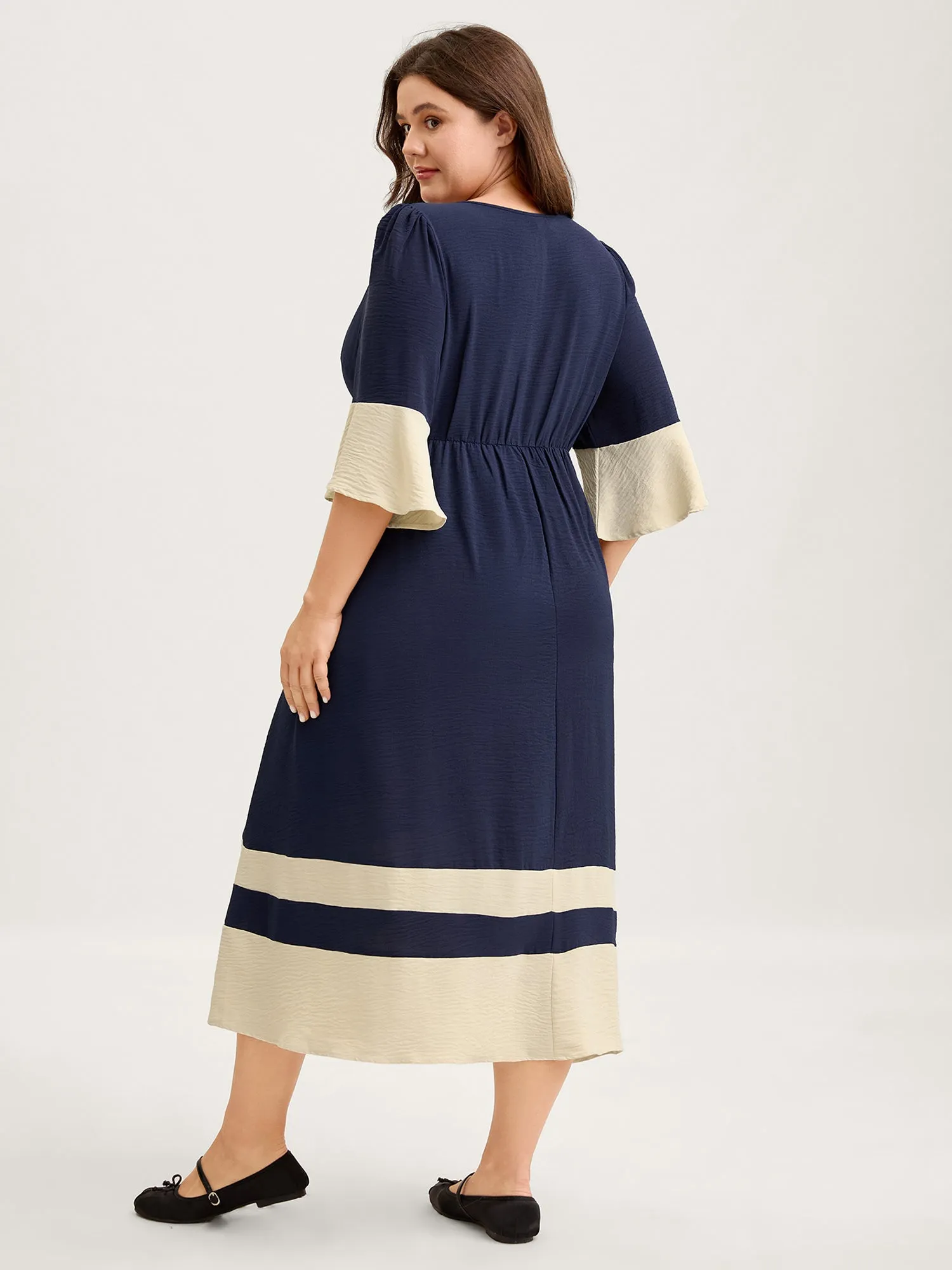 Color Contrast Flared Sleeve Midi Dress sold by Bloomchic product image thumbnail 5