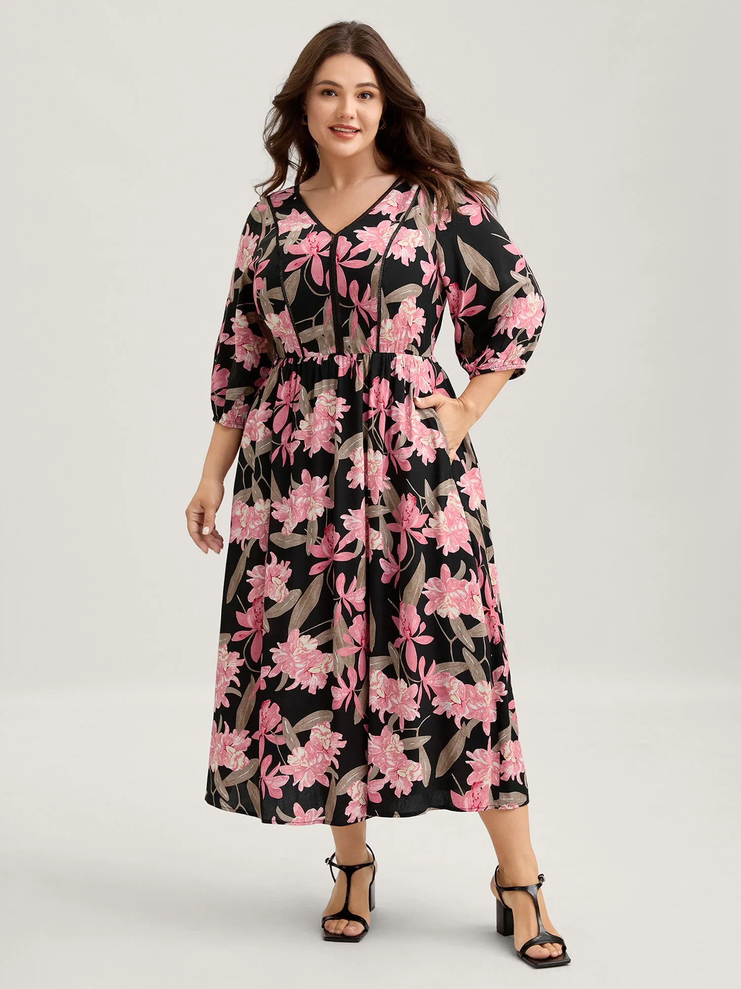 Rayon Floral Lace Panel Pockets Maxi Dress sold by Bloomchic product image thumbnail 3