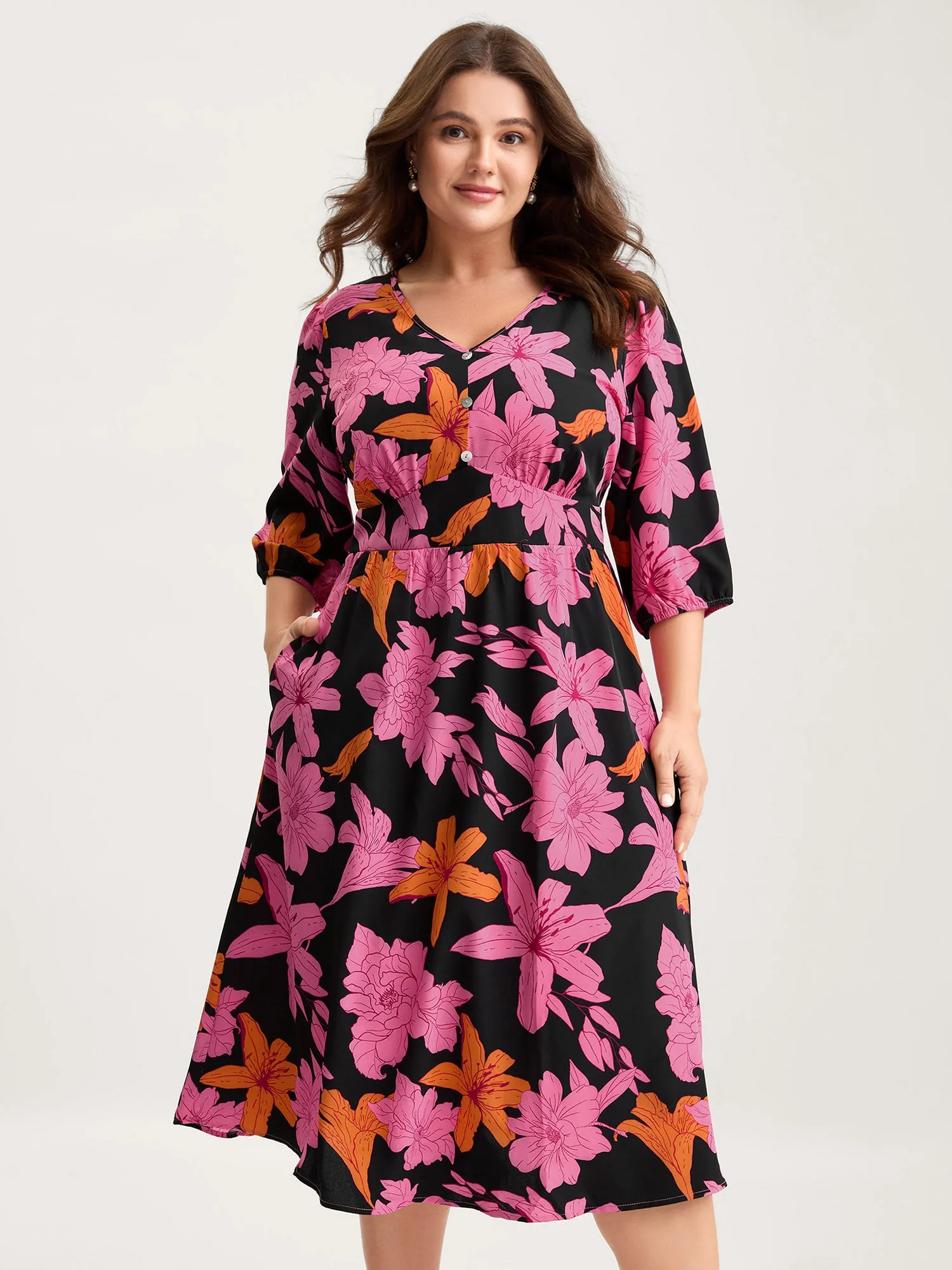Large Floral Print Shirred Pockets Midi Dress sold by Bloomchic