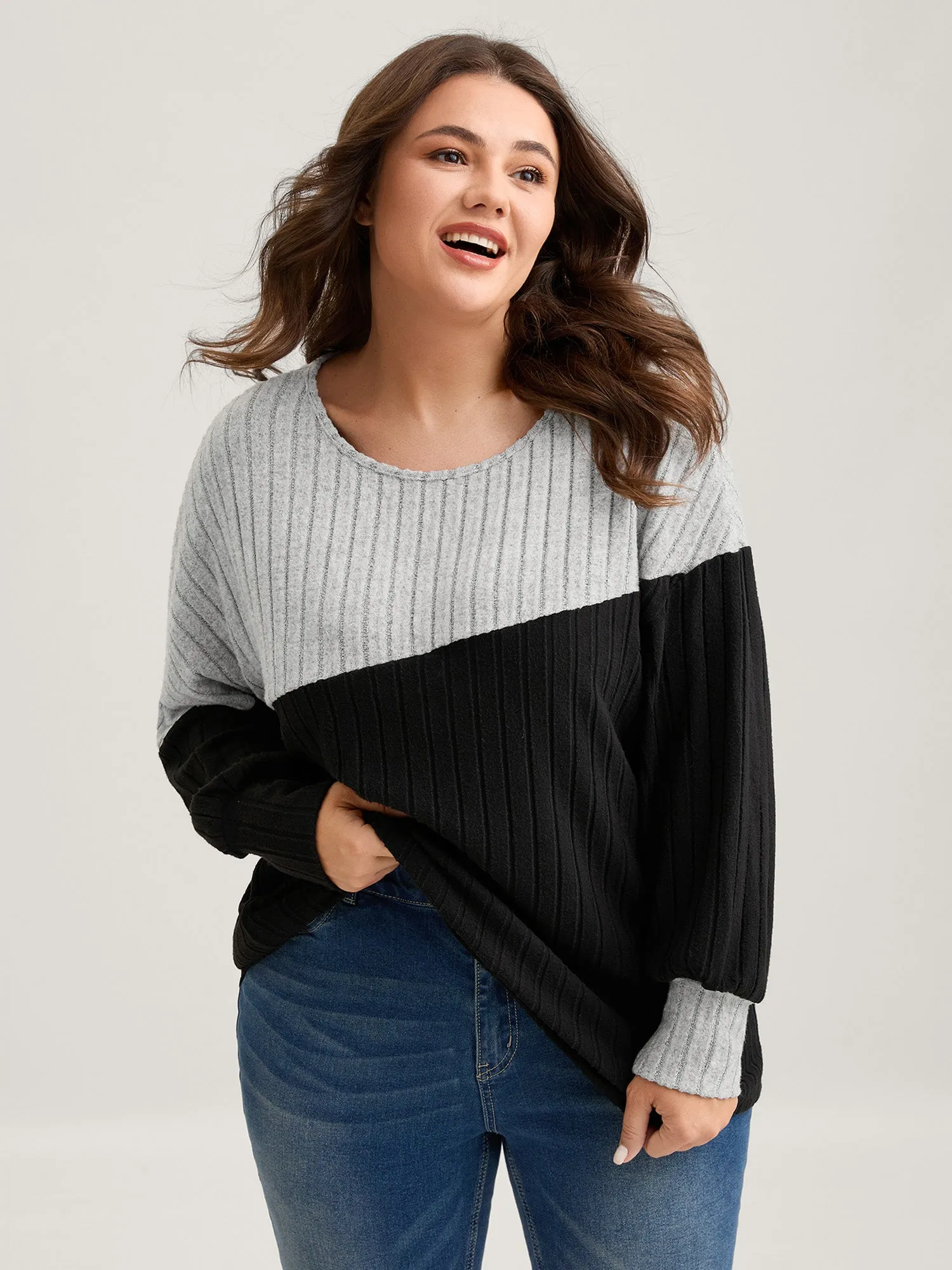 Color Contrast Ribbed Sweatshirt sold by Bloomchic product image thumbnail 5