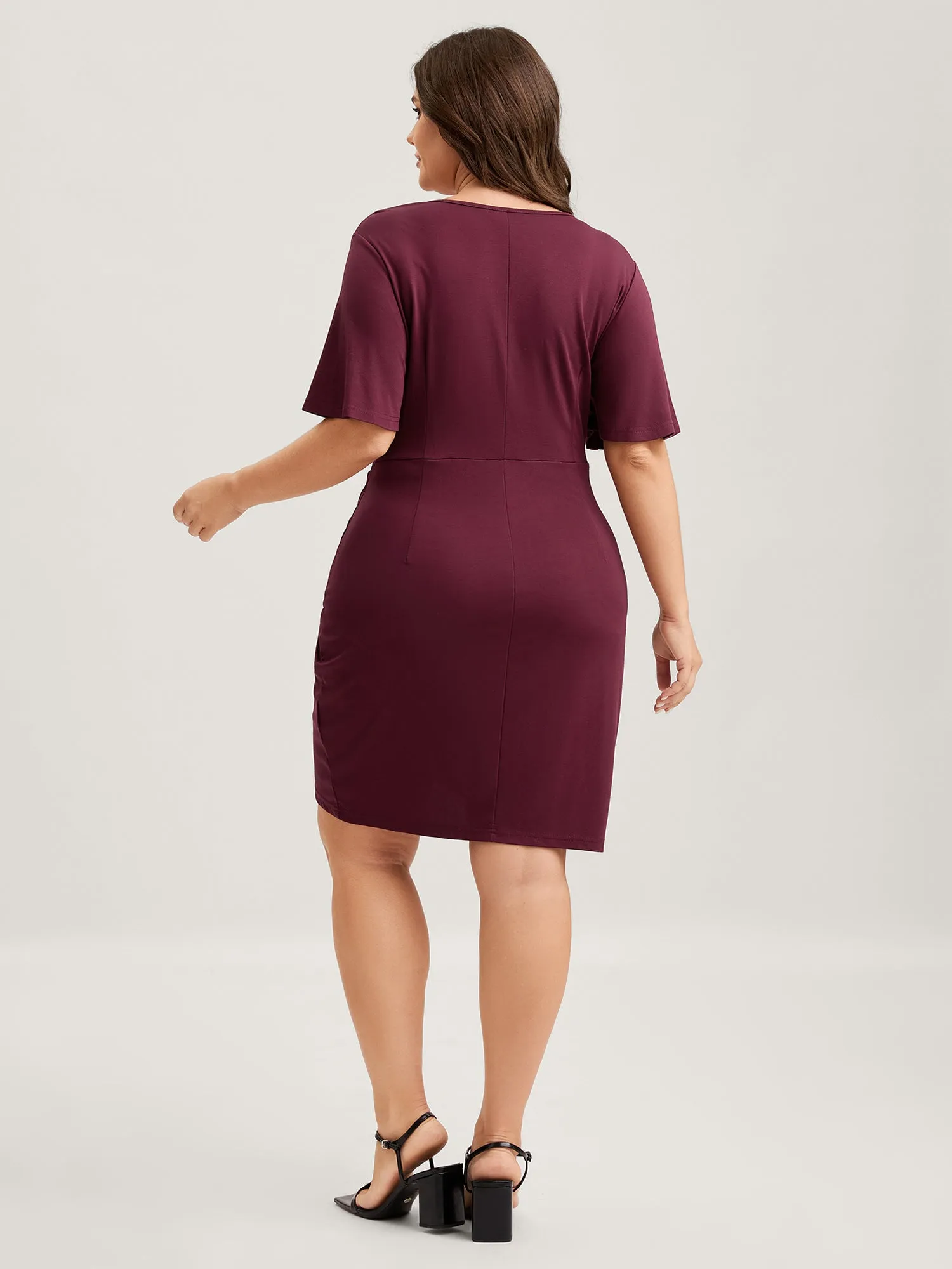 Super Stretchy Bodycon Pleated Midi Dress sold by Bloomchic product image thumbnail 5