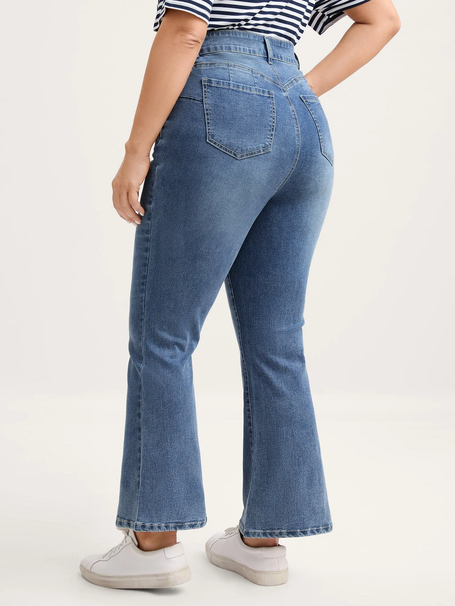 Vintage Straight-Leg Mid-Rise Jeans sold by Bloomchic product image thumbnail 4