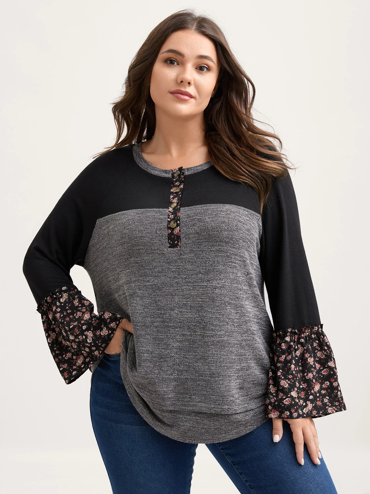 Floral Print Flared Sleeve Contrast Sweatshirt sold by Bloomchic product image thumbnail 2