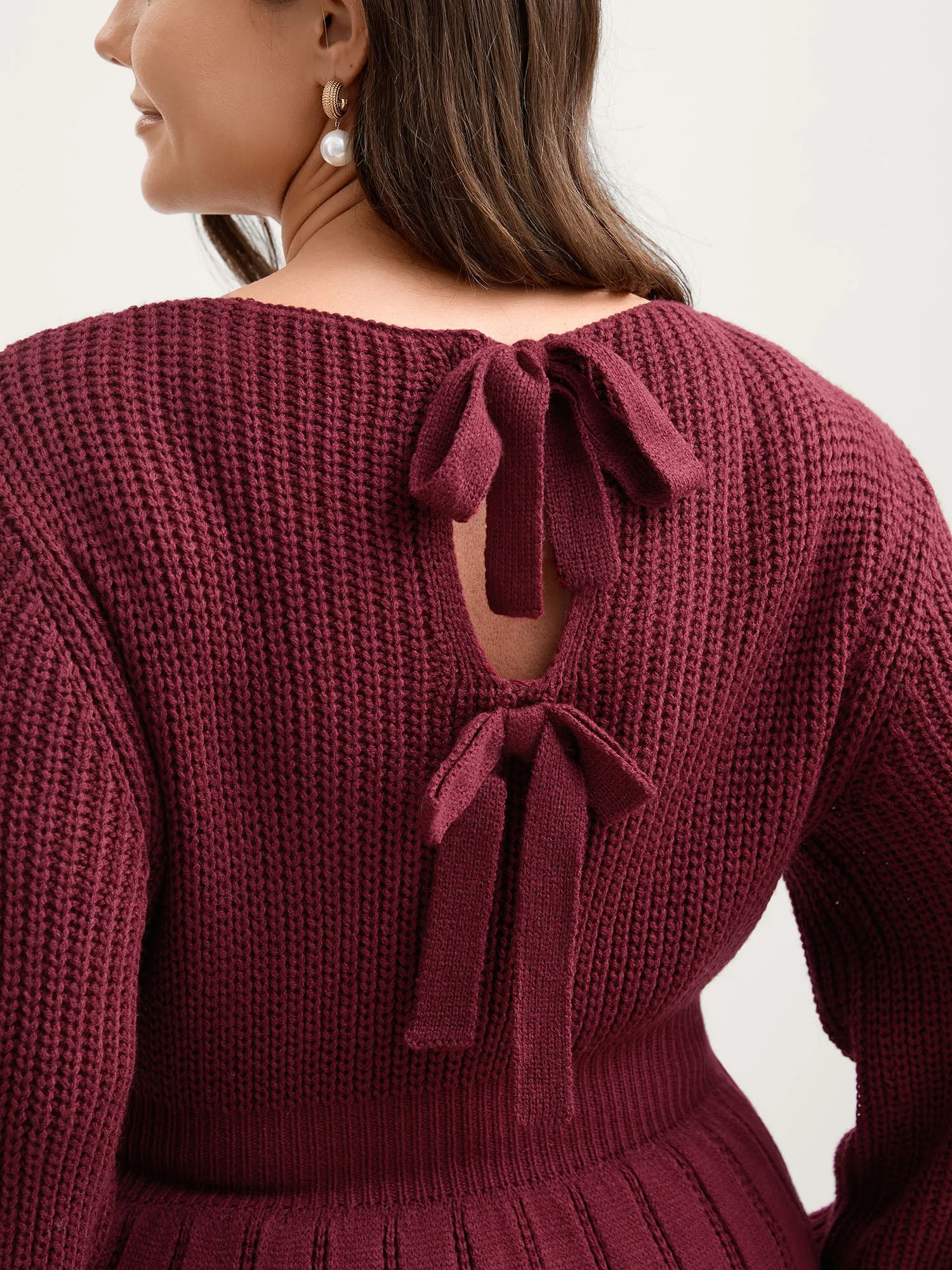 Backless Ties Textured Cinched Pullover sold by Bloomchic product image thumbnail 2