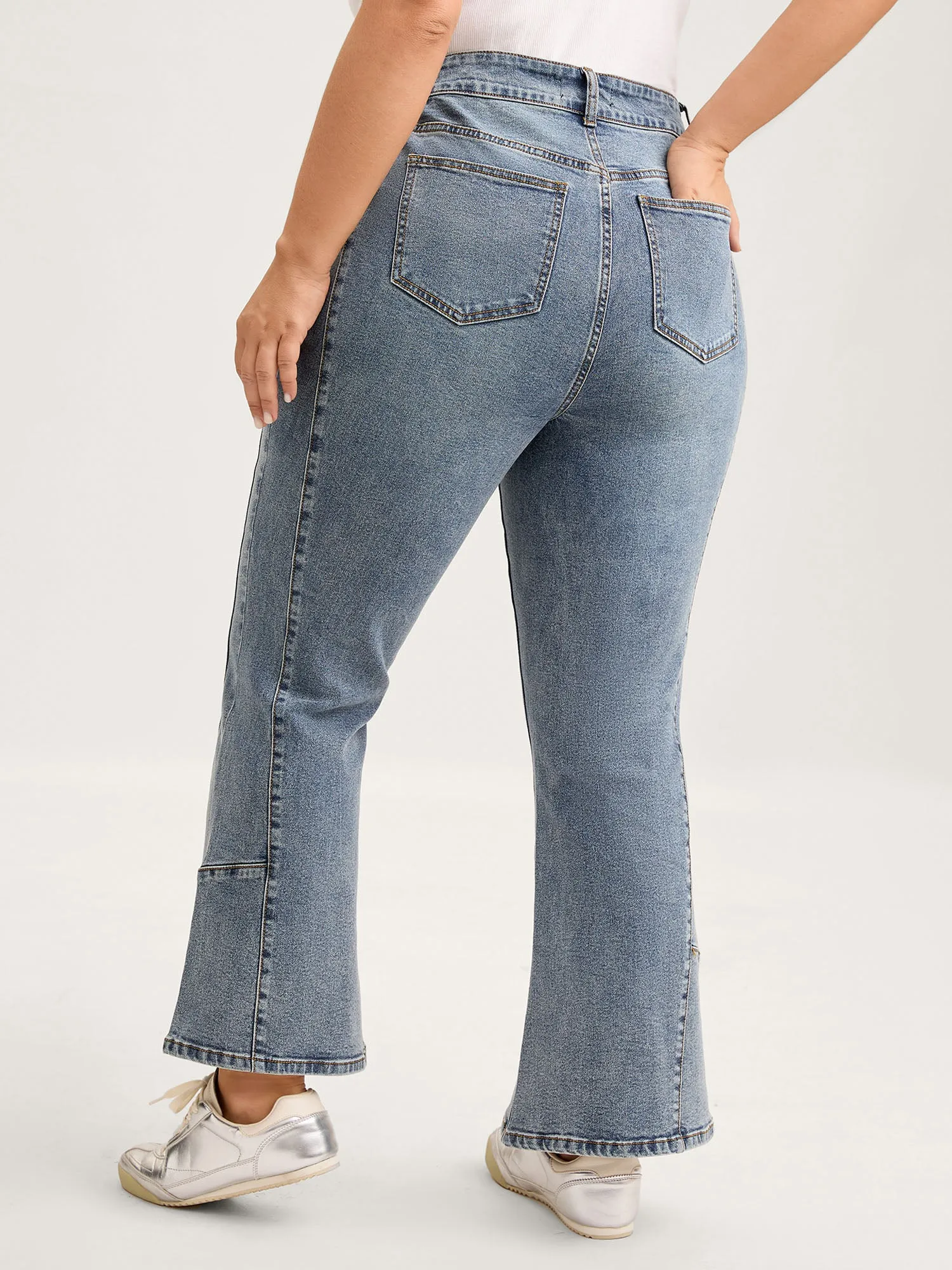 Sand Wash Bootcut Mid-Rise Jeans sold by Bloomchic product image thumbnail 5