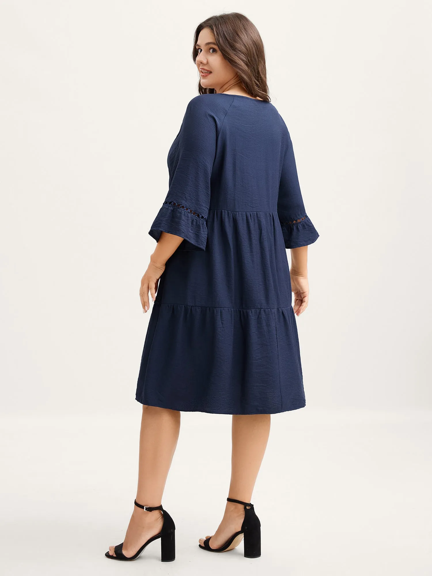 Button Front Lace Trim Pockets Midi Dress sold by Bloomchic product image thumbnail 4