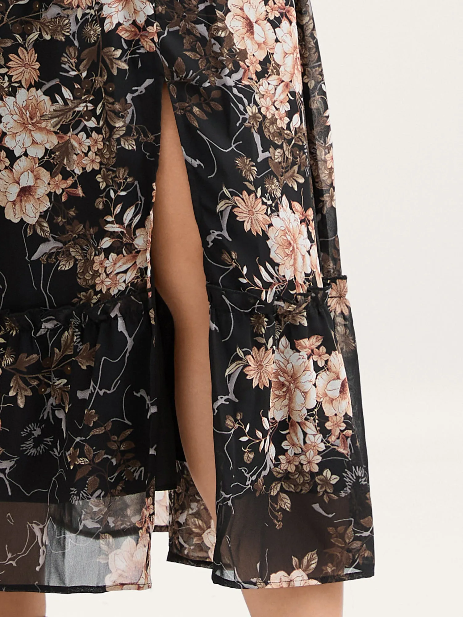 Chiffon Floral Print Tiered Slit Midi Dress sold by Bloomchic product image thumbnail 3