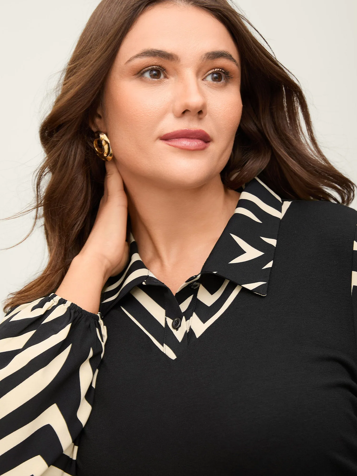 Geometric Print Mixed Material Knit Top sold by Bloomchic product image thumbnail 2