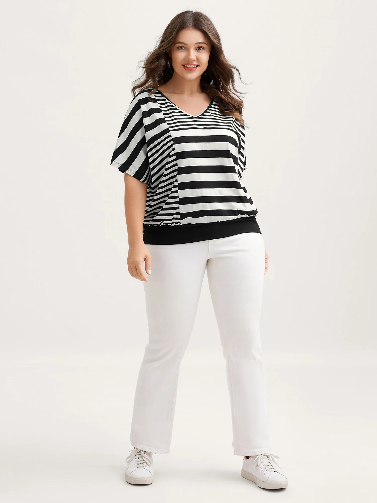 Irregular Stripes Color Contrast T-Shirt sold by Bloomchic product image thumbnail 3