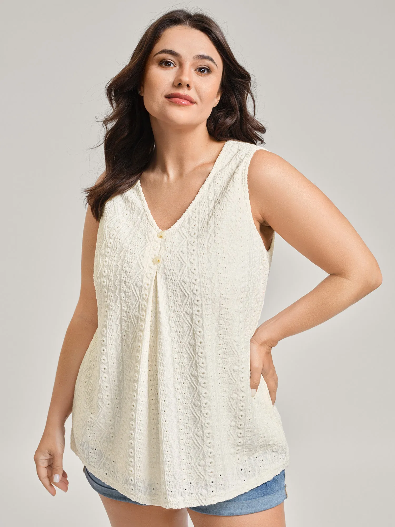 Textured Pleated Front Button Tank Top sold by Bloomchic product image thumbnail 2