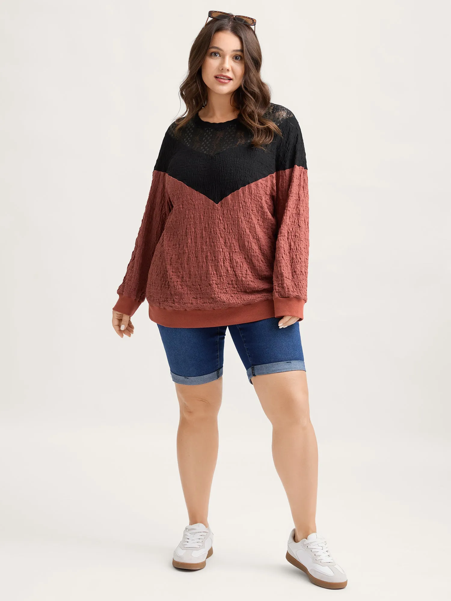 Lace Cut-Out Color Contrast Sweatshirt sold by Bloomchic product image thumbnail 3