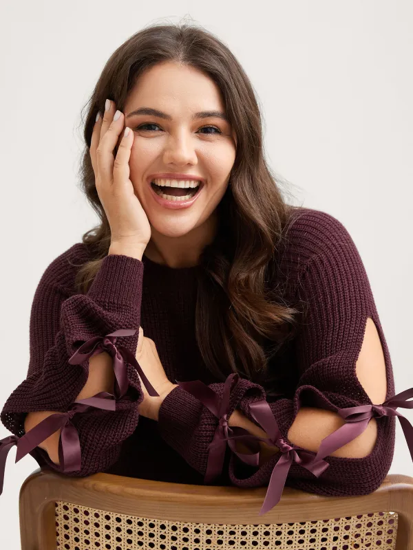 Bowknot Cut-Out Sleeve Solid Pullover sold by Bloomchic