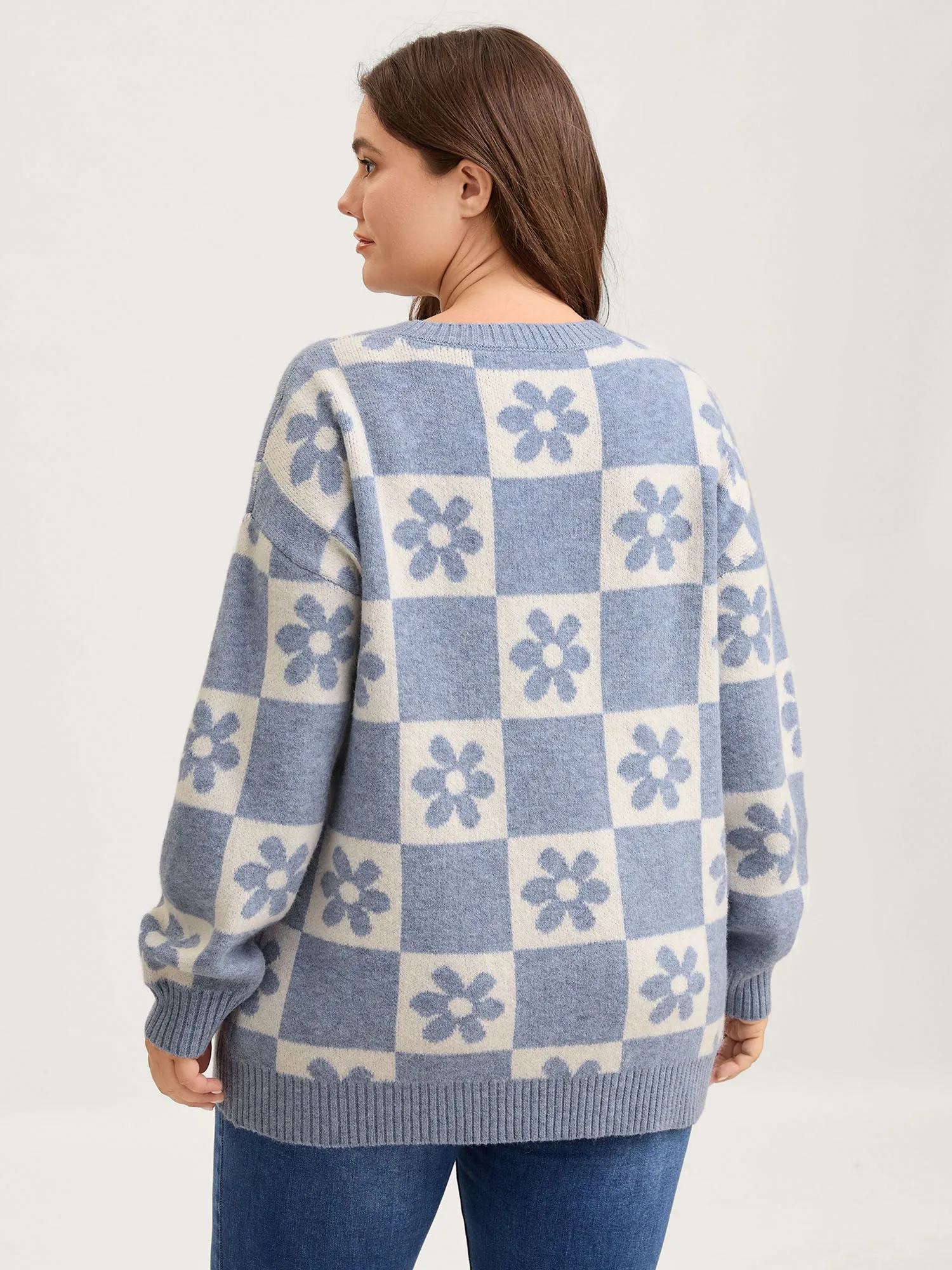 Floral Checkered Color Contrast Pullover sold by Bloomchic product image thumbnail 4
